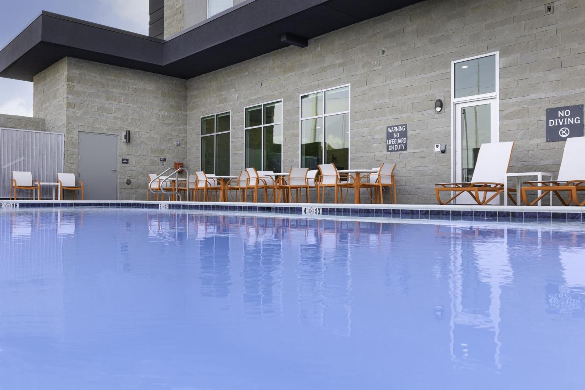 Holiday Inn Glendale - Stadium & Ent Dist by IHG photo 3