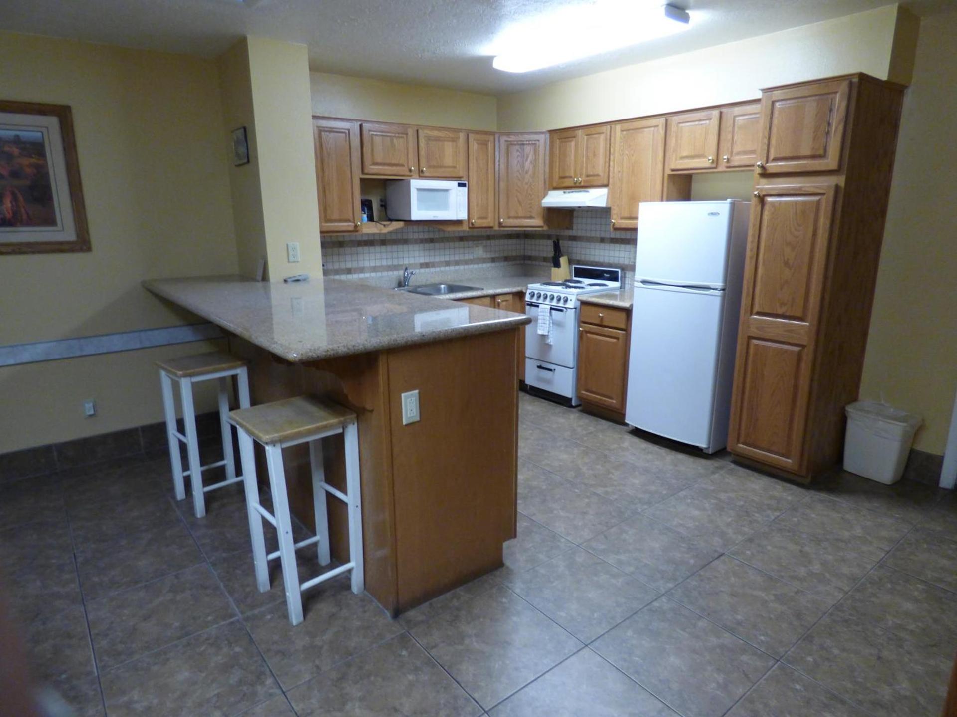 Coronada Inn & Suites photo 3