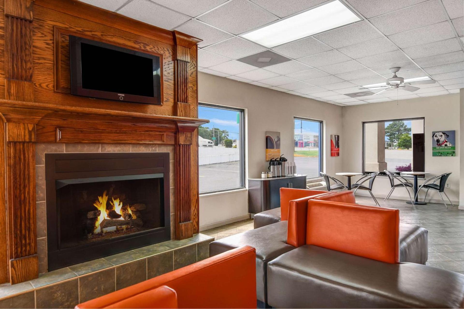 Motel 6-Calhoun, GA photo 22