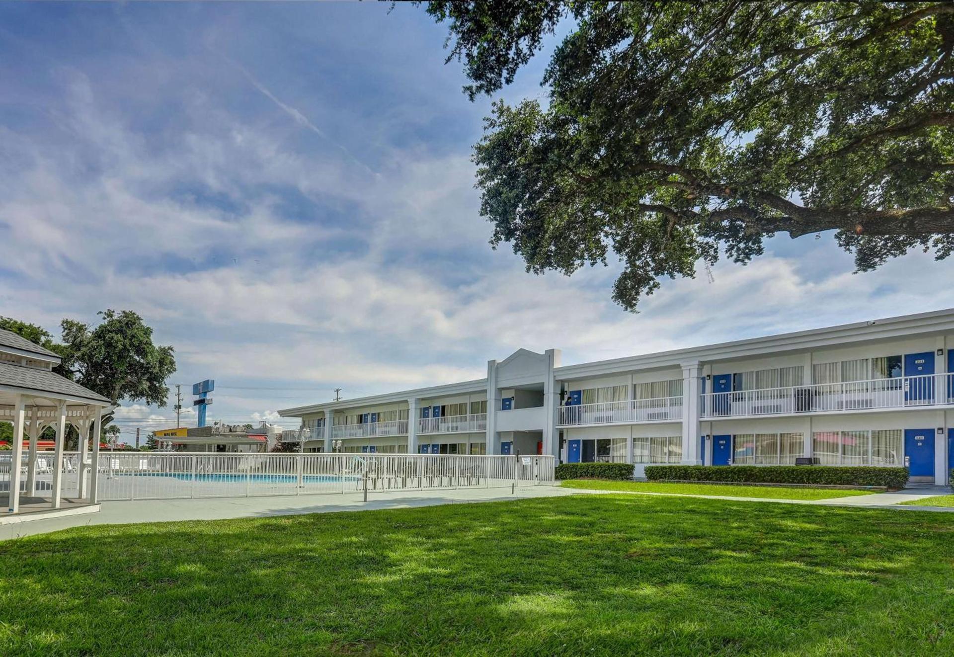 Motel 6-Jacksonville, NC photo 4