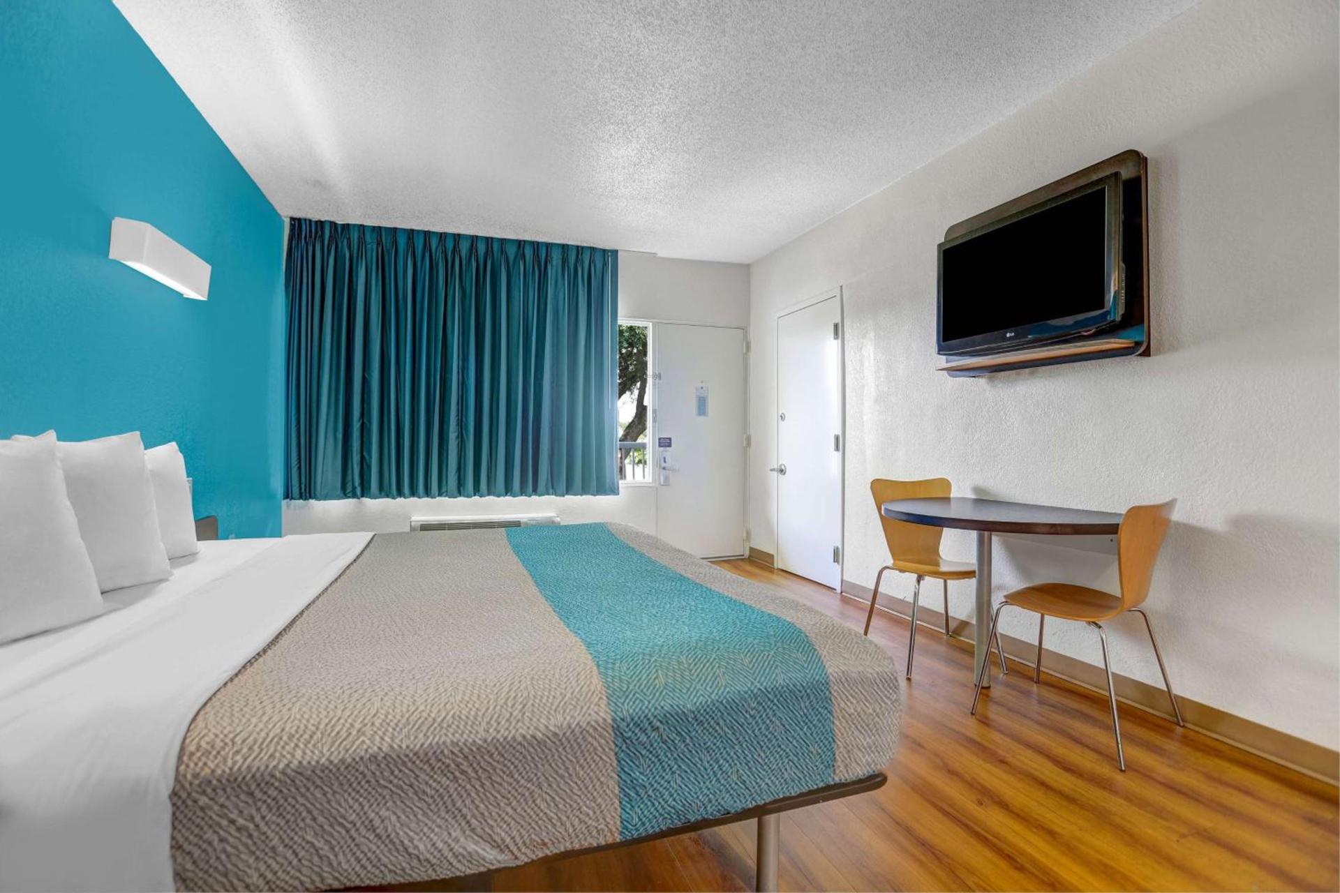 Motel 6-Jacksonville, NC photo 14