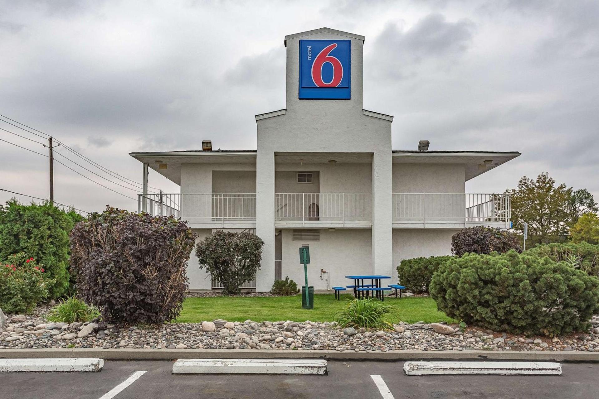 Motel 6-Billings, MT - South photo 2