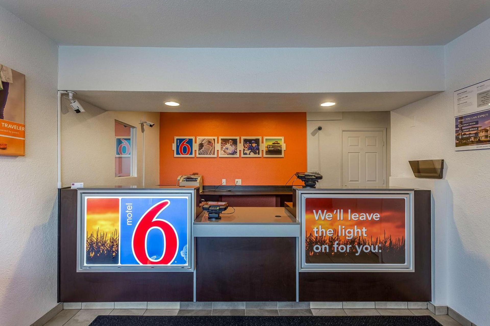 Motel 6-Billings, MT - South photo 5