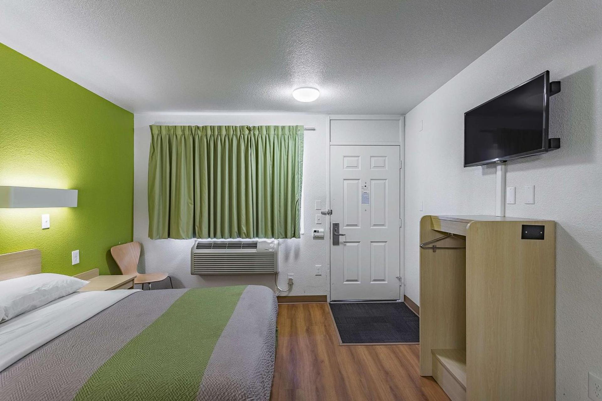 Motel 6-Billings, MT - South photo 9