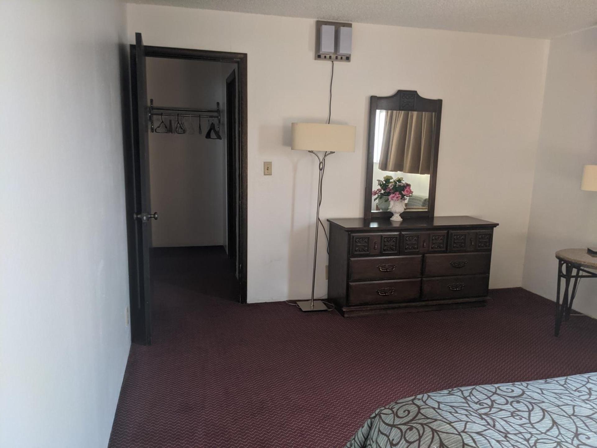 Cabana Inn - Boise photo 35