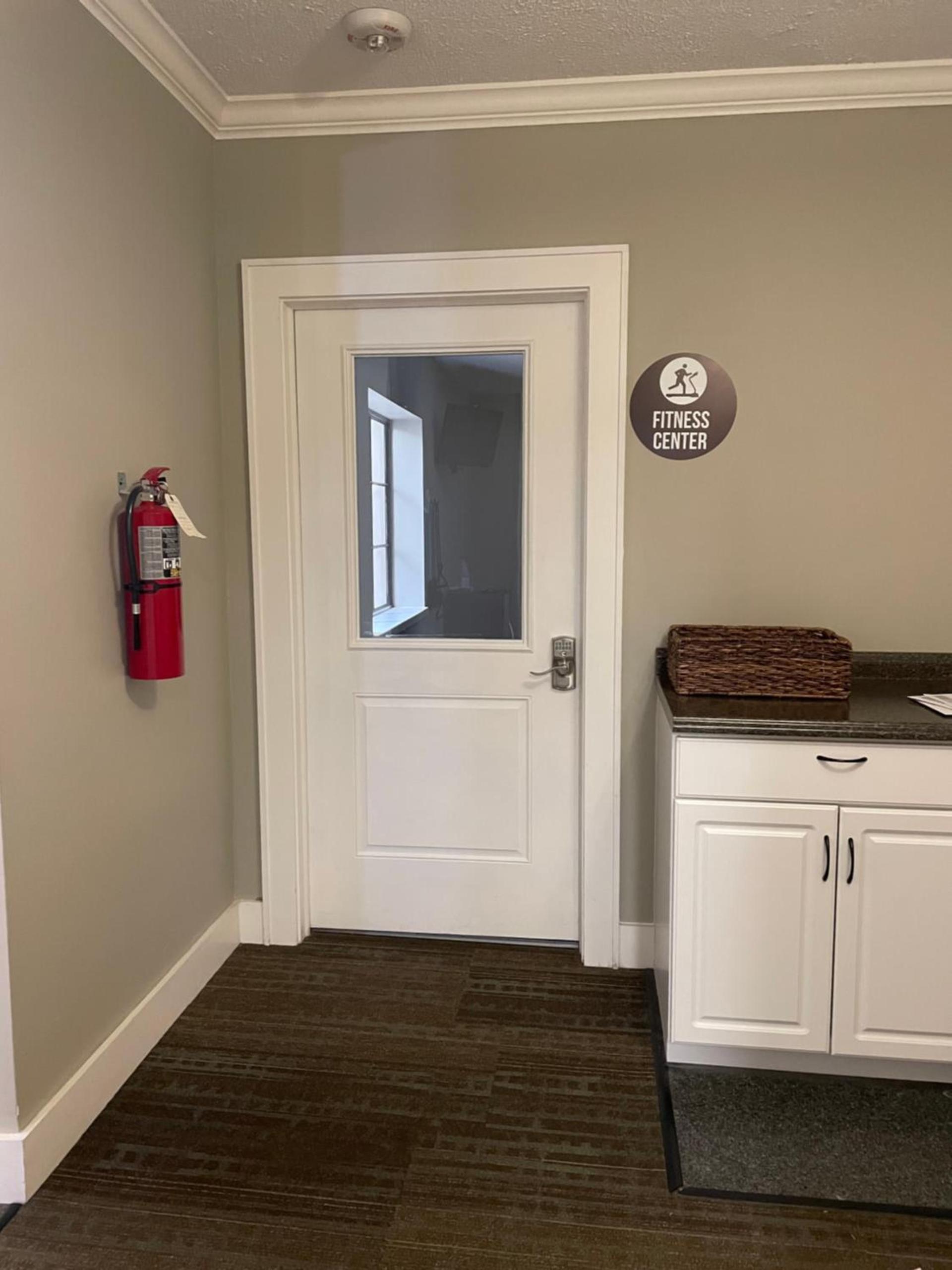 Culpeper Center Suites photo 27