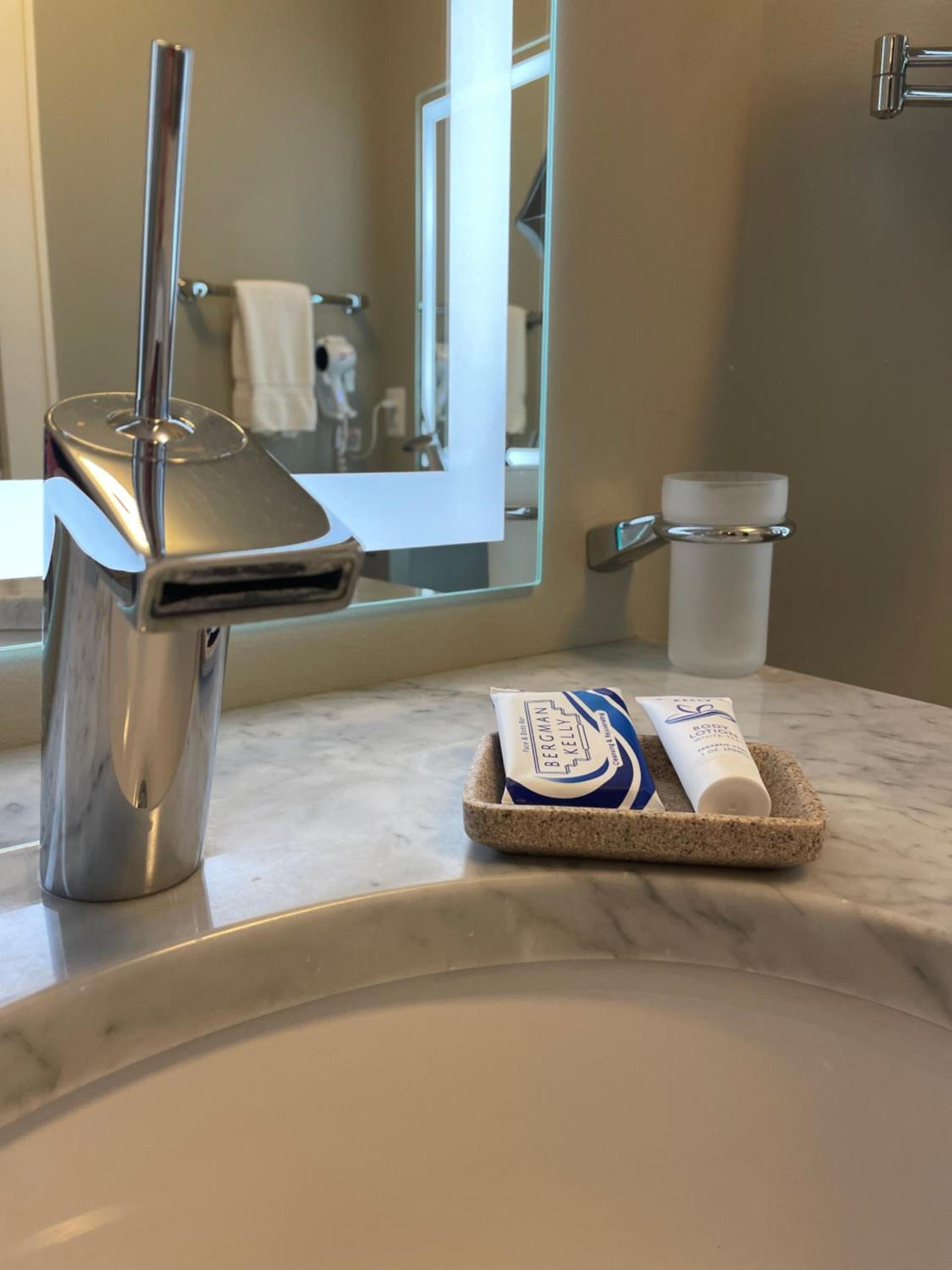Culpeper Center Suites photo 30