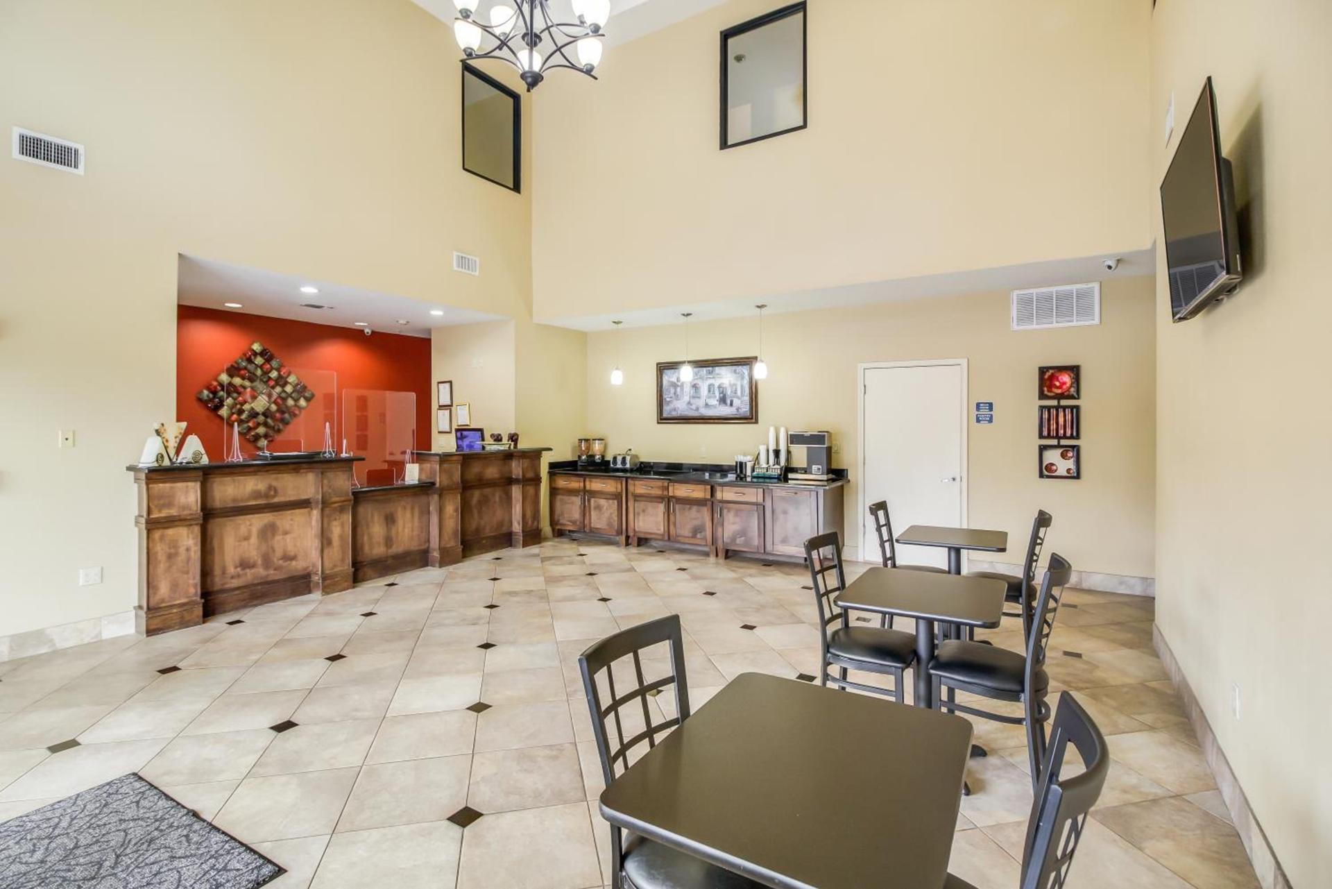 Americas Best Value Inn & Suites Tomball photo 5