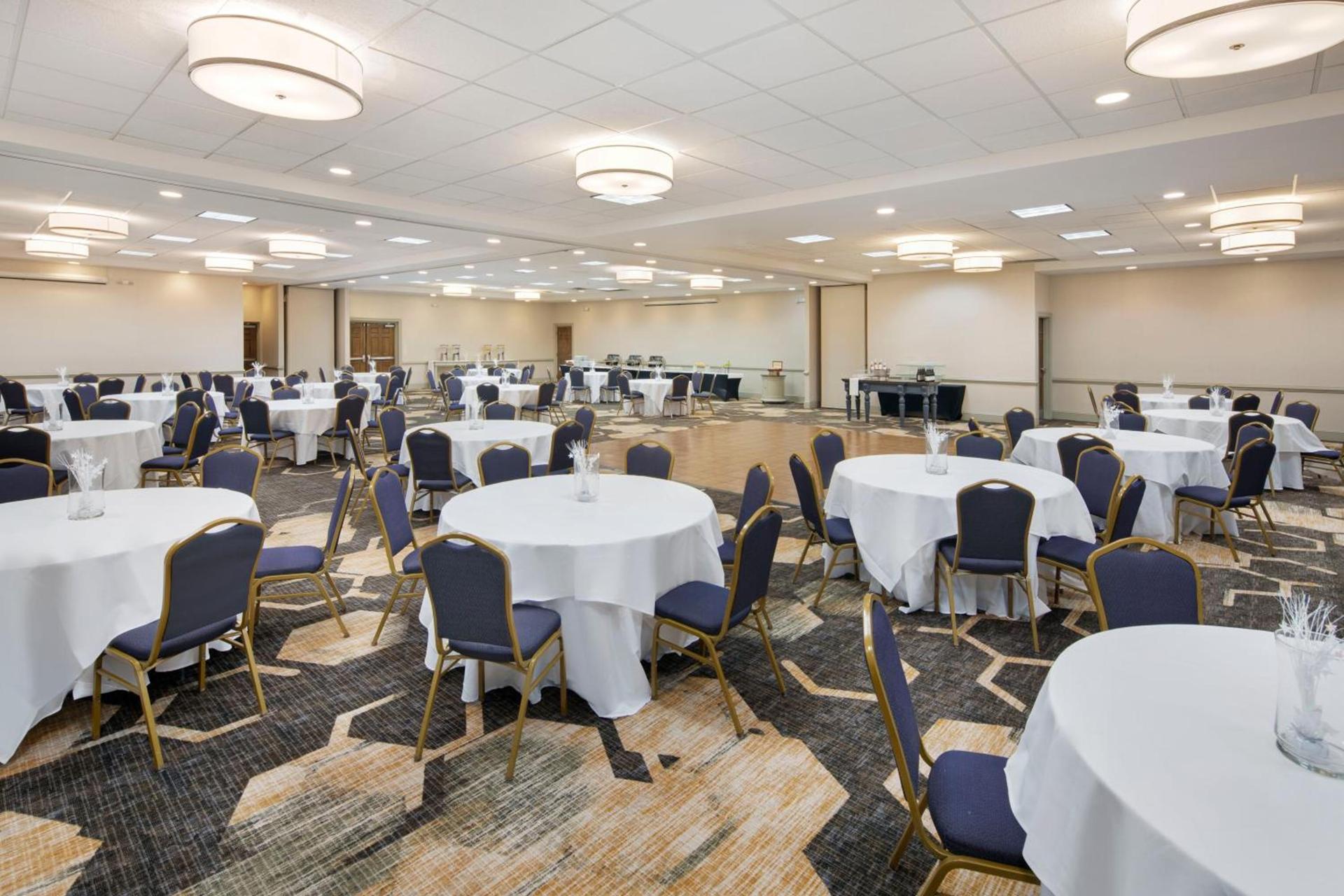 Holiday Inn University Area Charlottesville by IHG photo 27