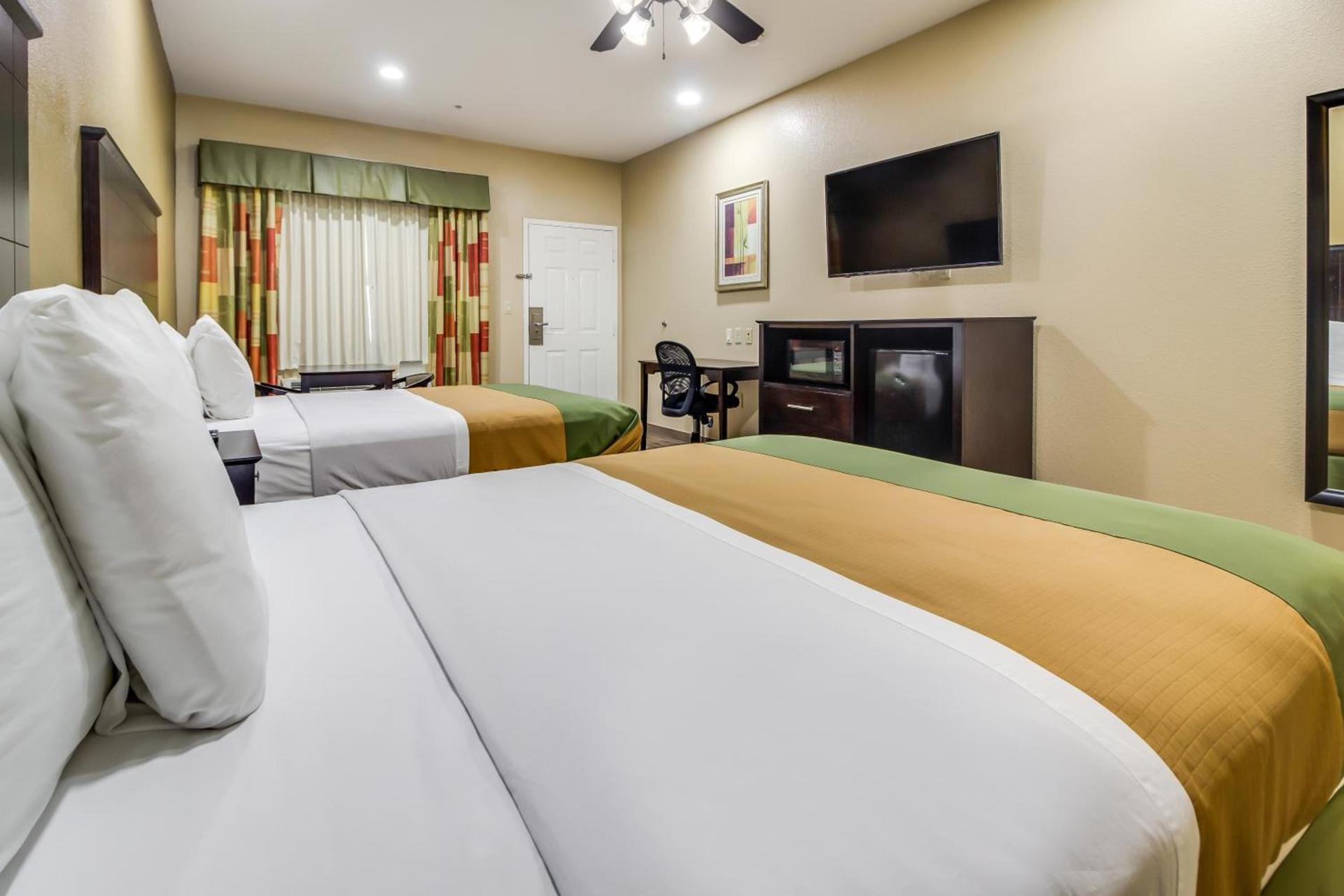 Americas Best Value Inn & Suites Tomball photo 13