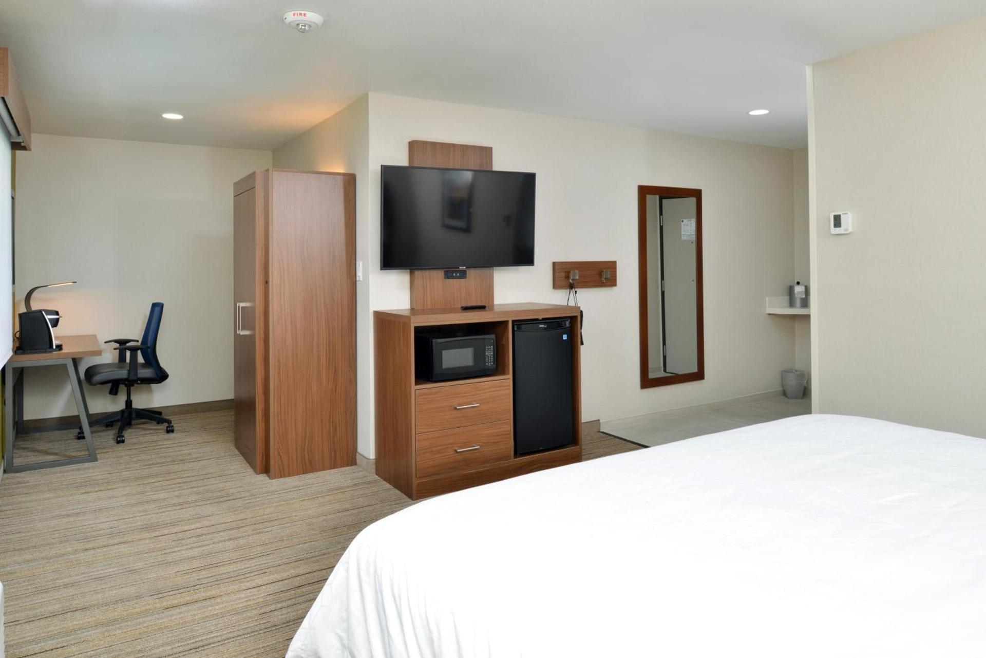 Holiday Inn Express - Santa Rosa North by IHG photo 76
