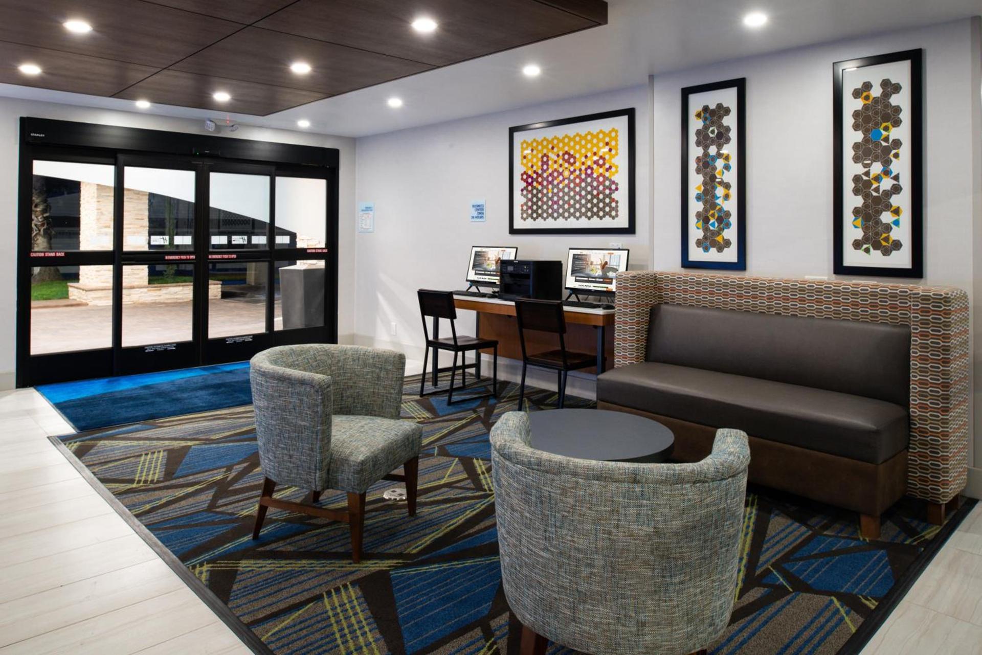 Holiday Inn Express - Santa Rosa North by IHG photo 52