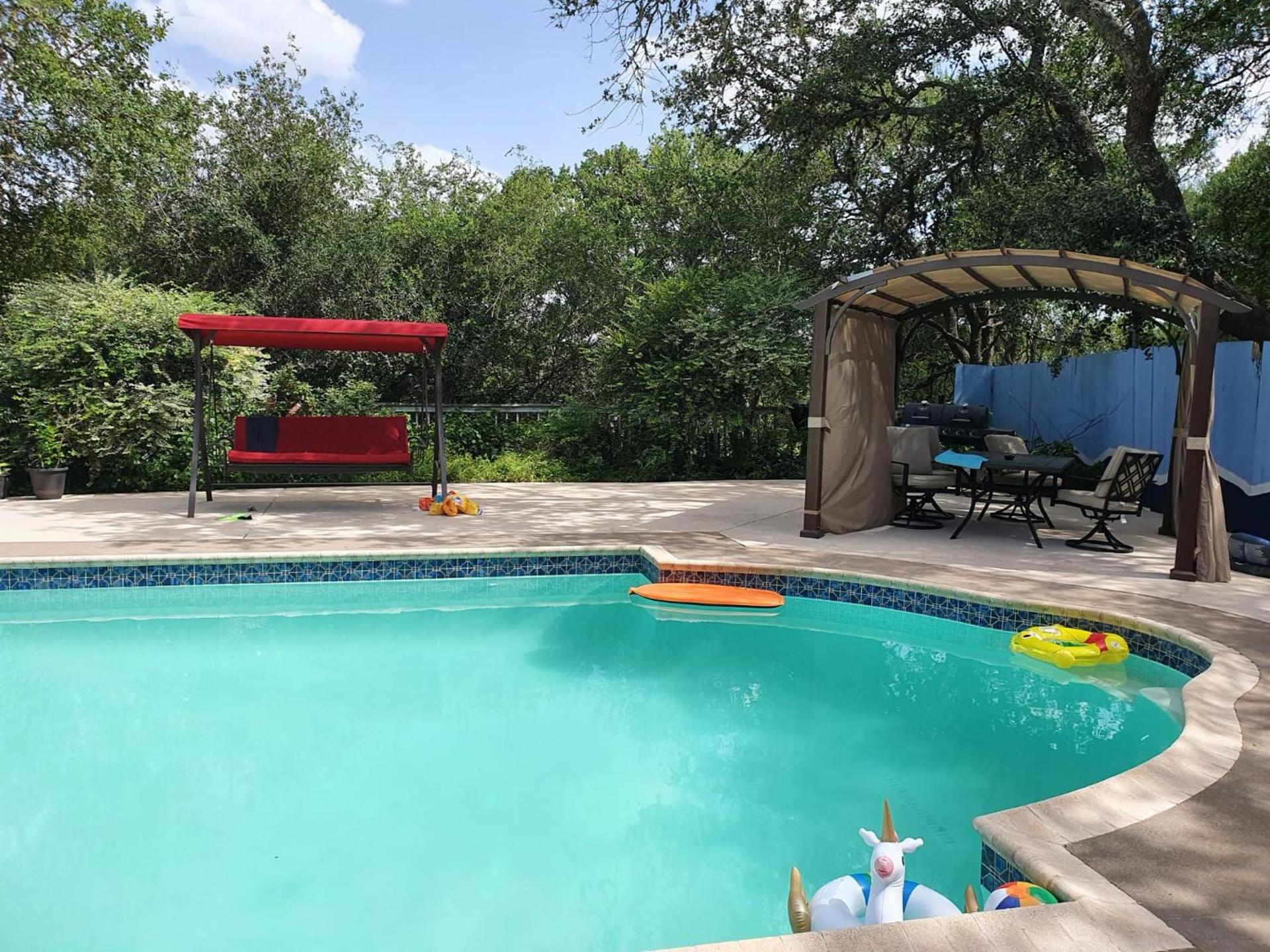 Hilltop Hacienda photo 9