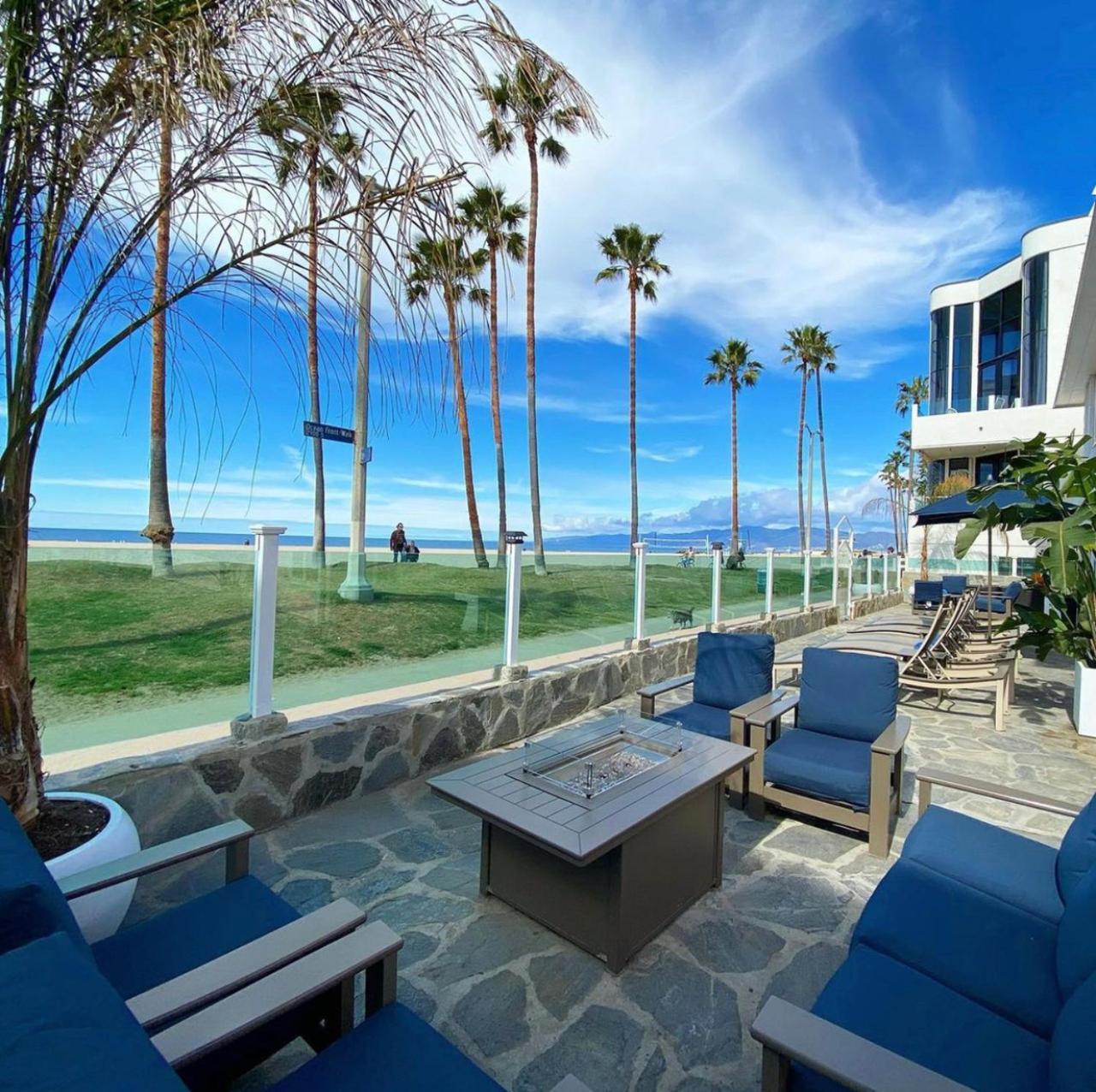 Venice on the Beach Hotel photo 2