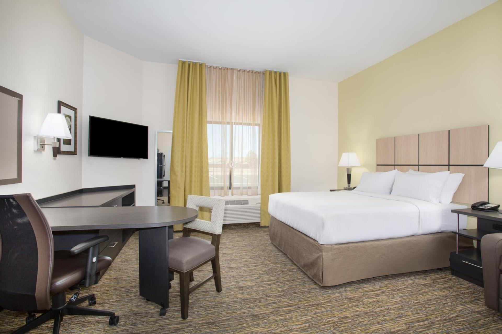 Candlewood Suites Pueblo by IHG photo 23