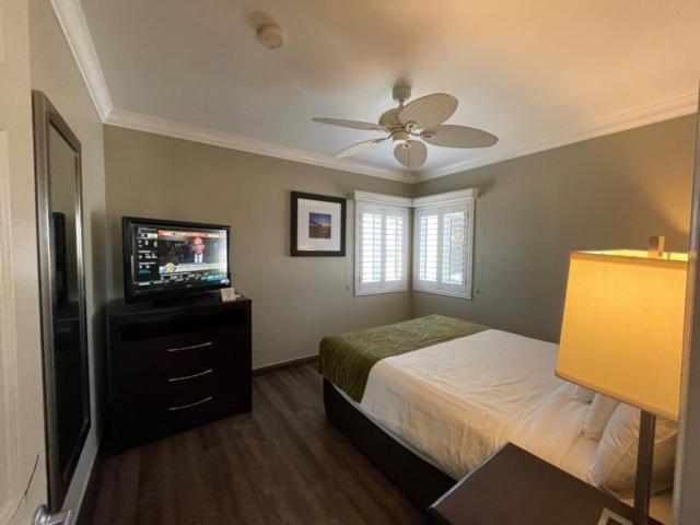 Hi View Inn & Suites photo 26