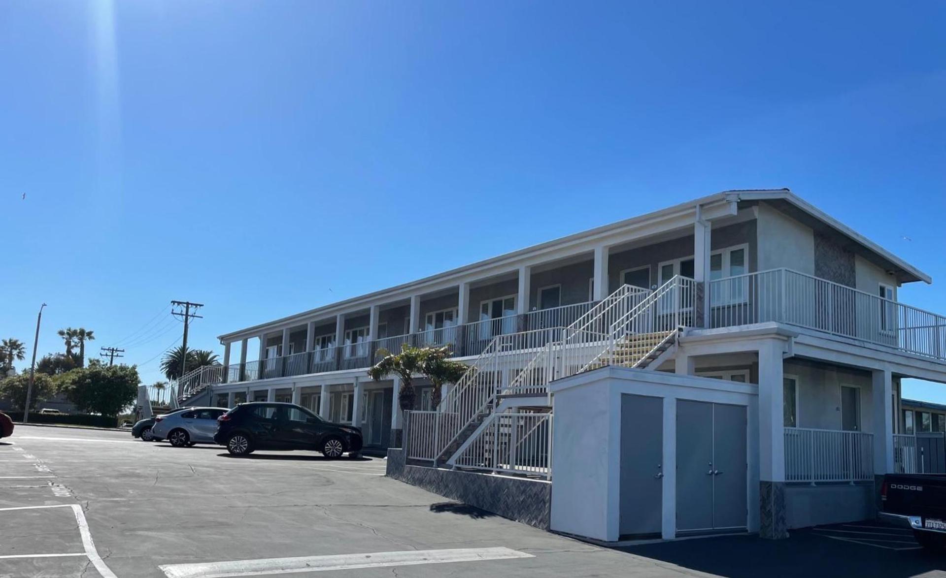 Hi View Inn & Suites photo 40