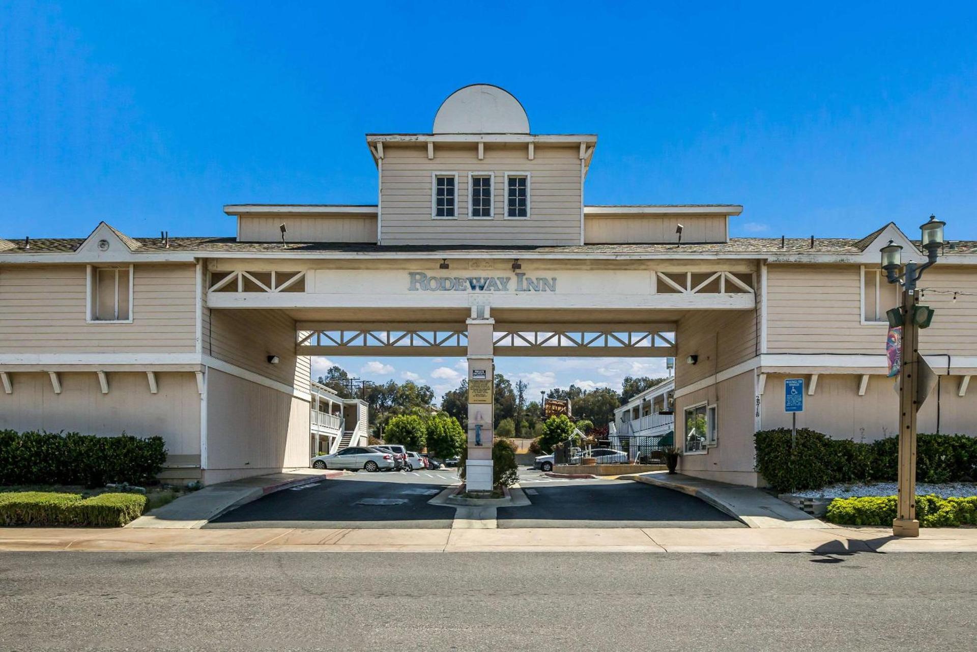 Rodeway Inn Old Town Temecula — hotel in Temecula