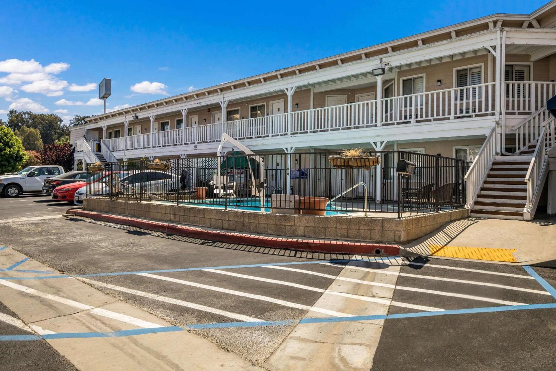 Rodeway Inn Old Town Temecula photo 7