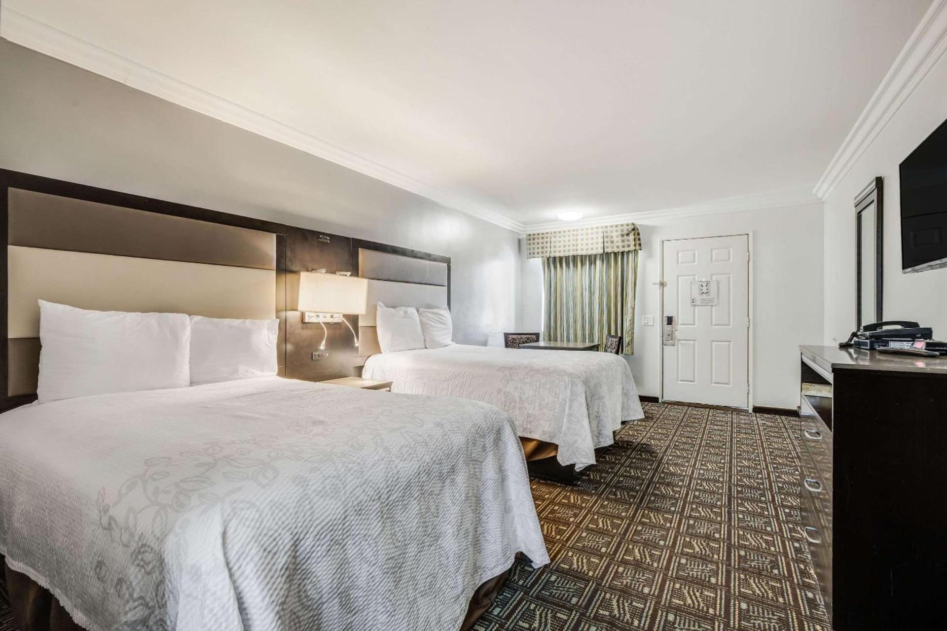 Rodeway Inn Old Town Temecula photo 11