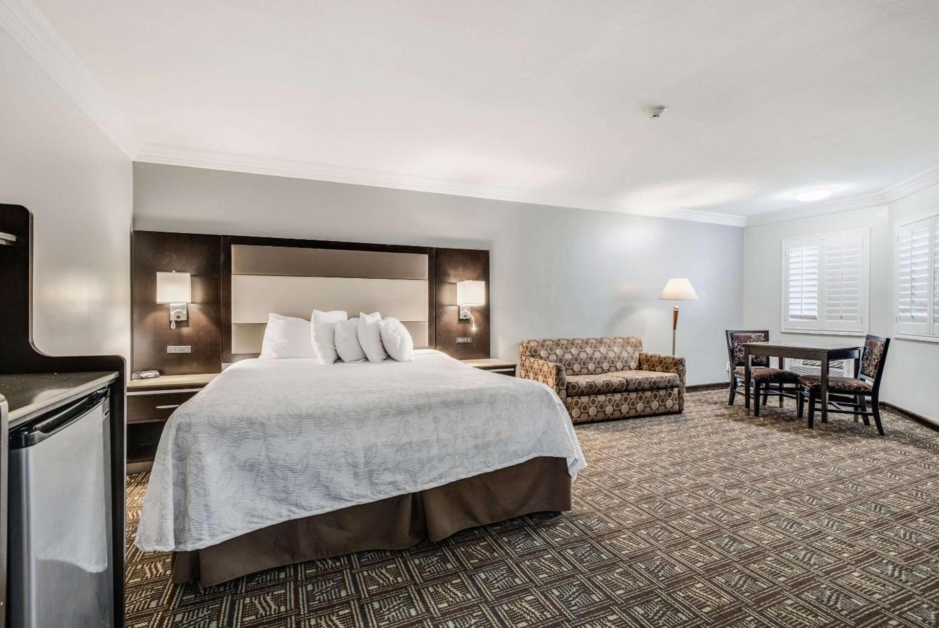 Rodeway Inn Old Town Temecula photo 23
