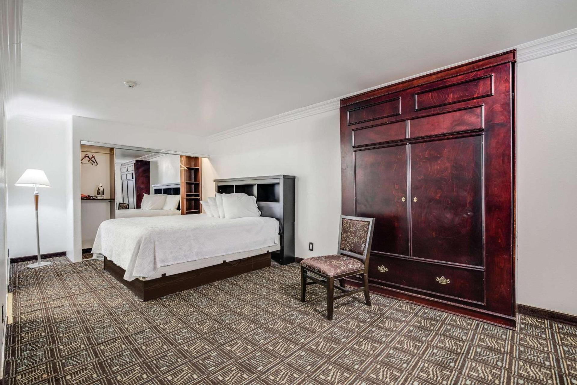 Rodeway Inn Old Town Temecula photo 24