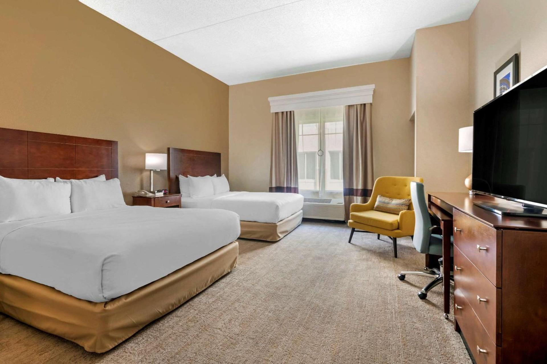 Comfort Suites Near Universal Orlando Resort photo 13