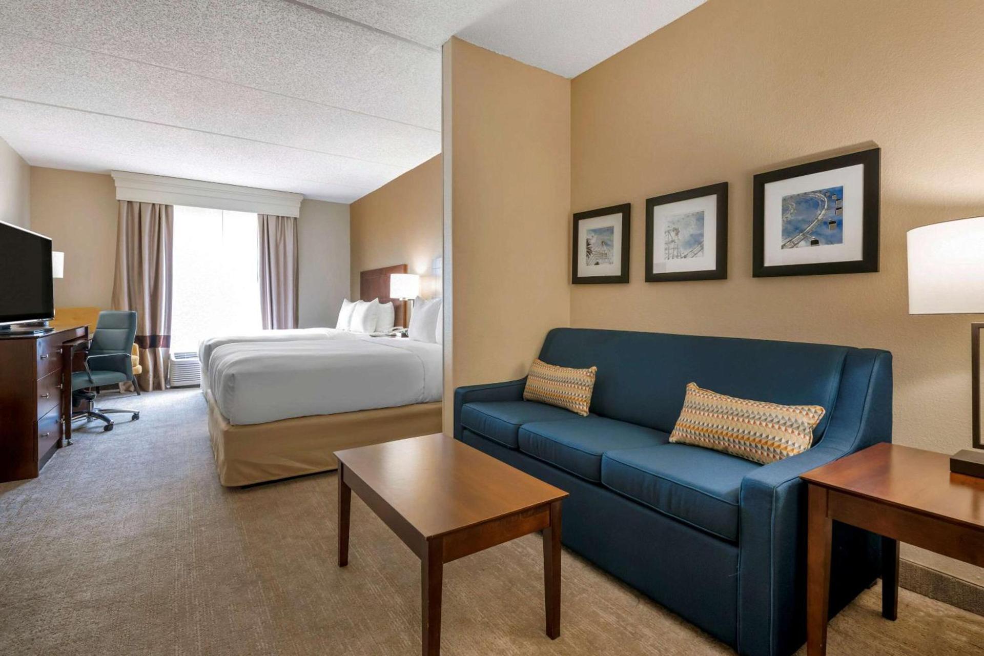 Comfort Suites Near Universal Orlando Resort photo 29