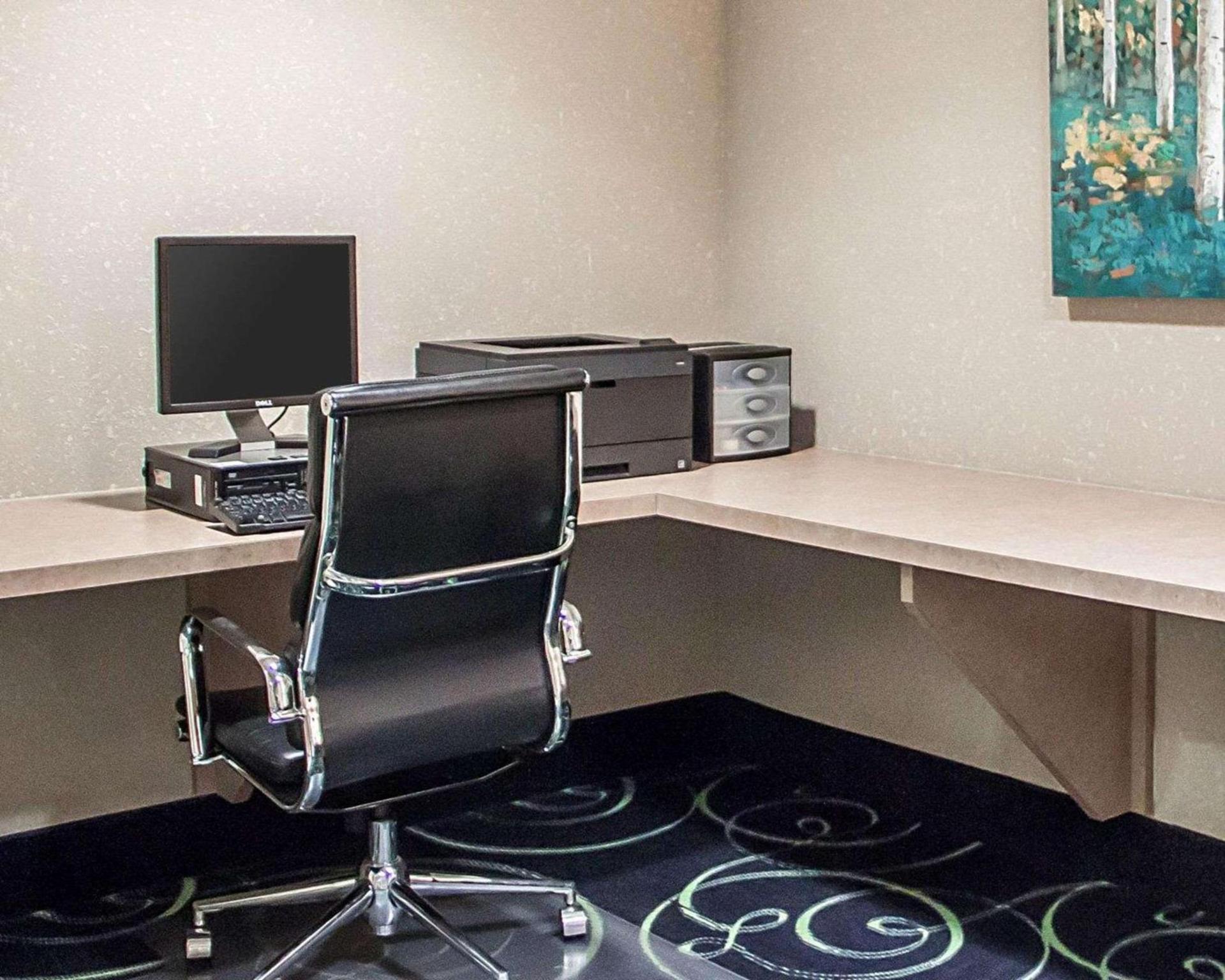 Holiday Inn Express & Suites Weatherford by IHG photo 36