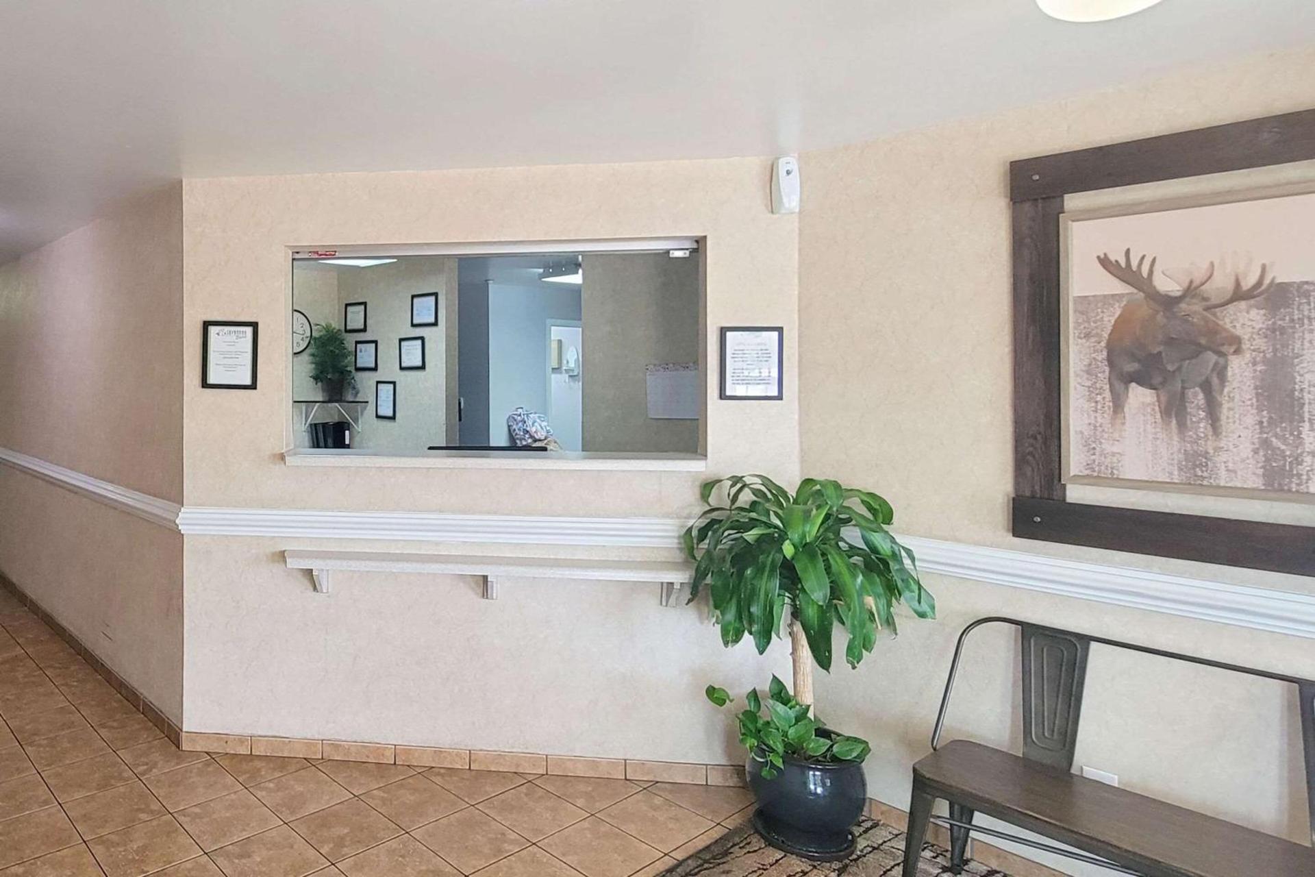 Suburban Studios Denver Central-Arvada photo 39