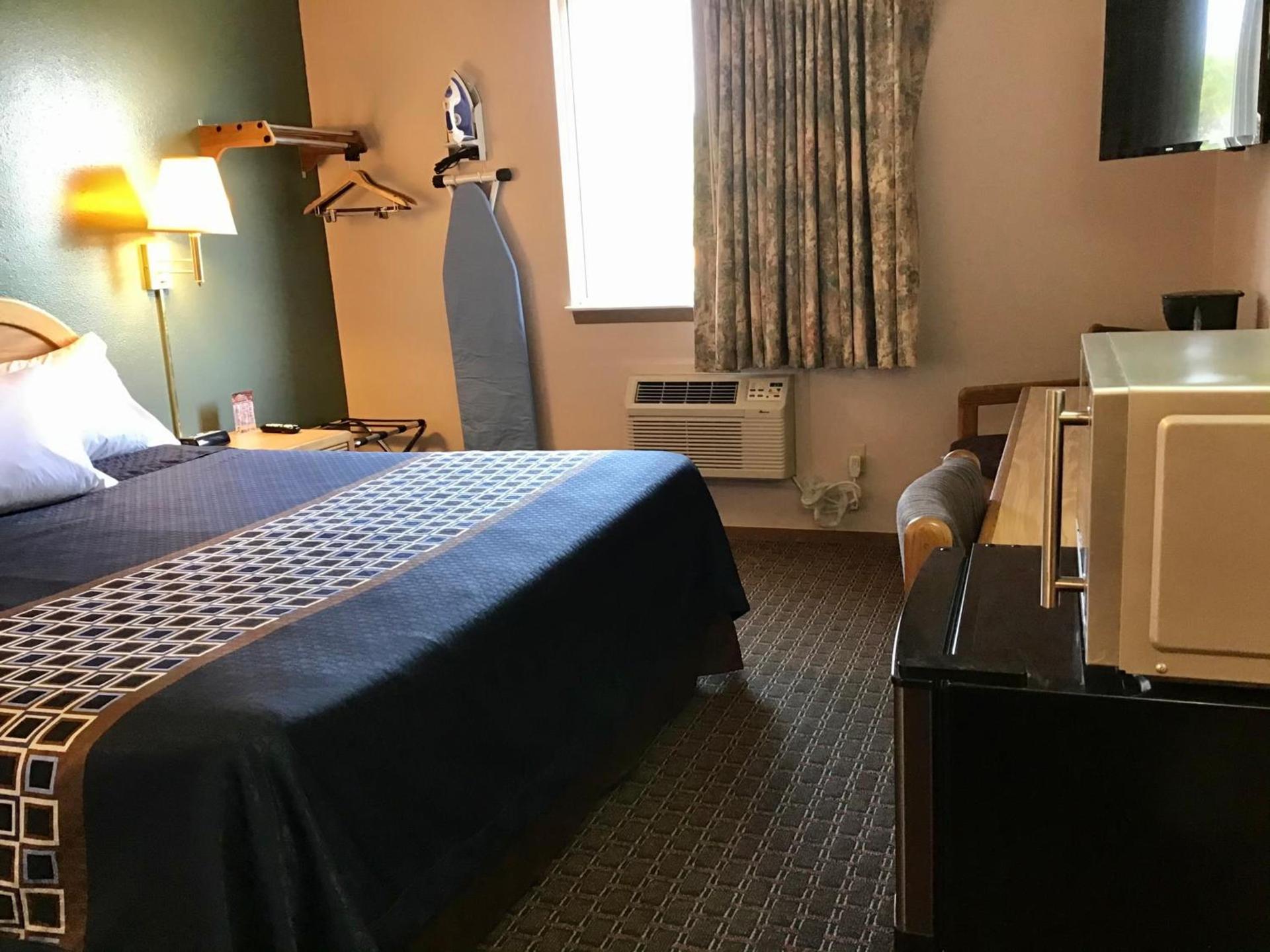 Travelodge by Wyndham Worland photo 24