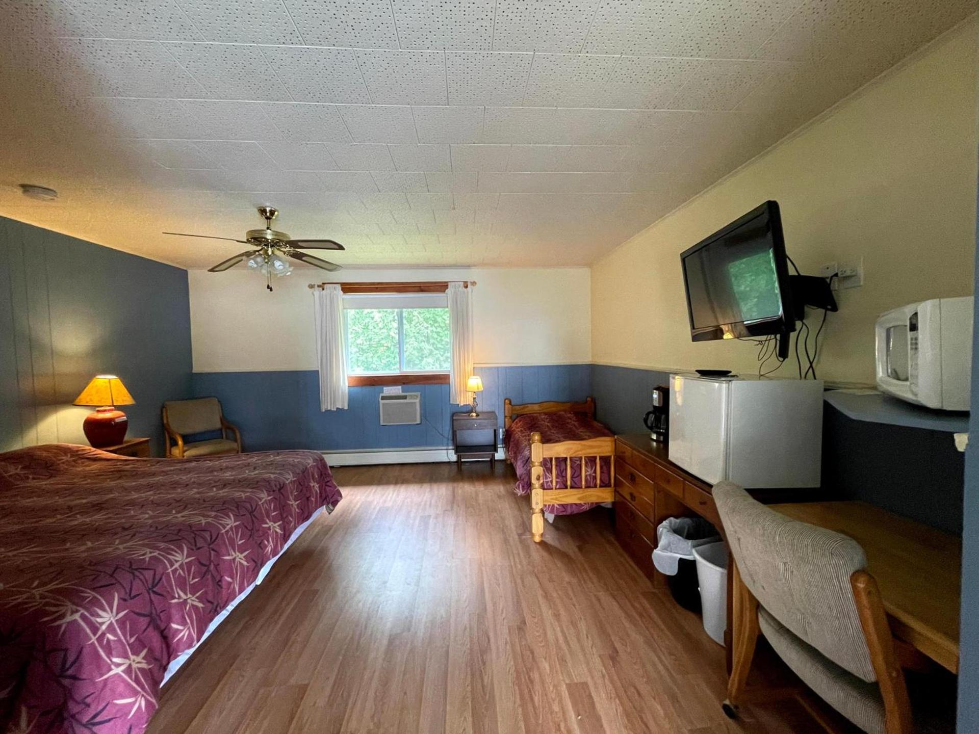 The Riverside Inn photo 7