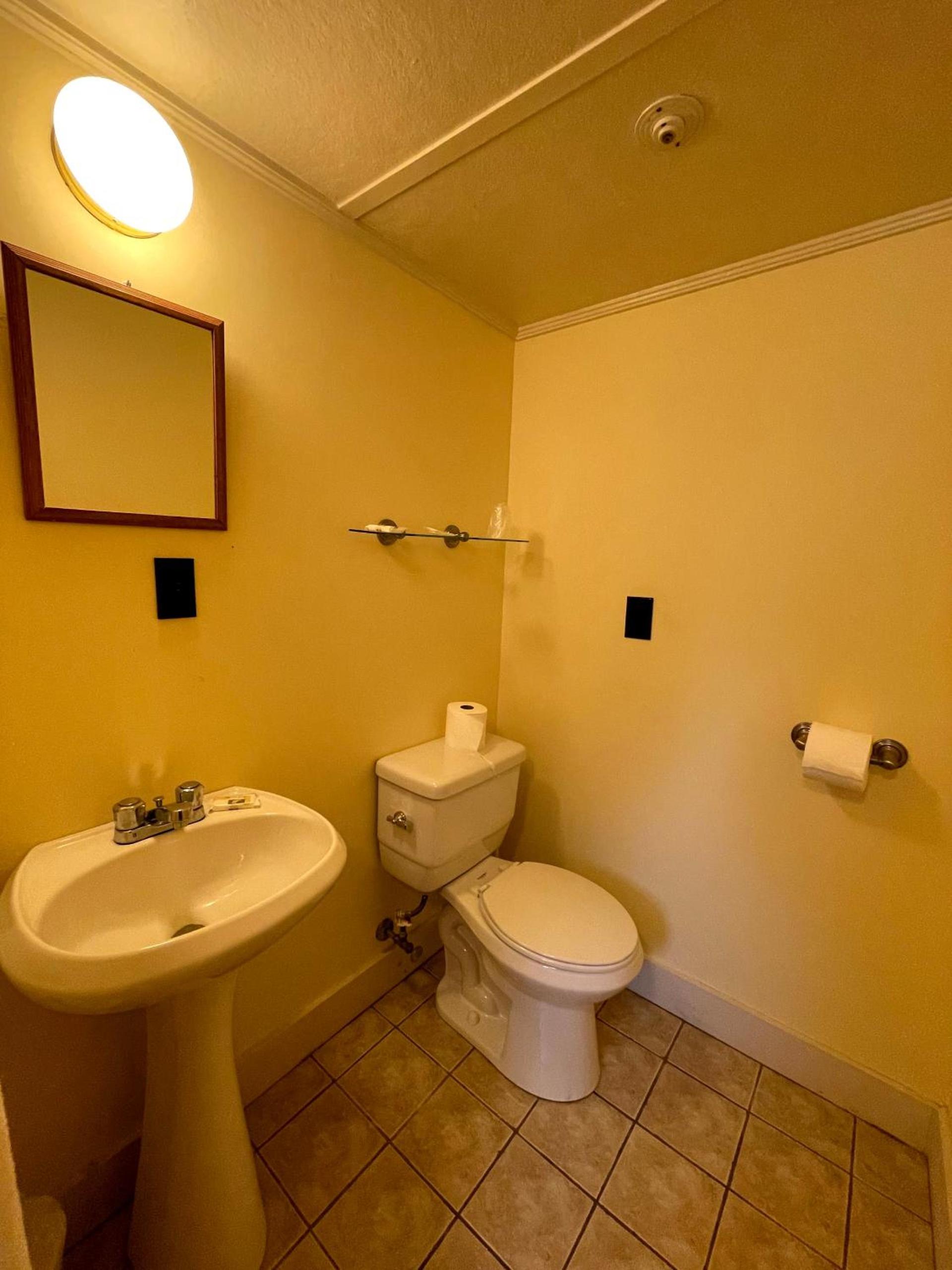 The Riverside Inn photo 27