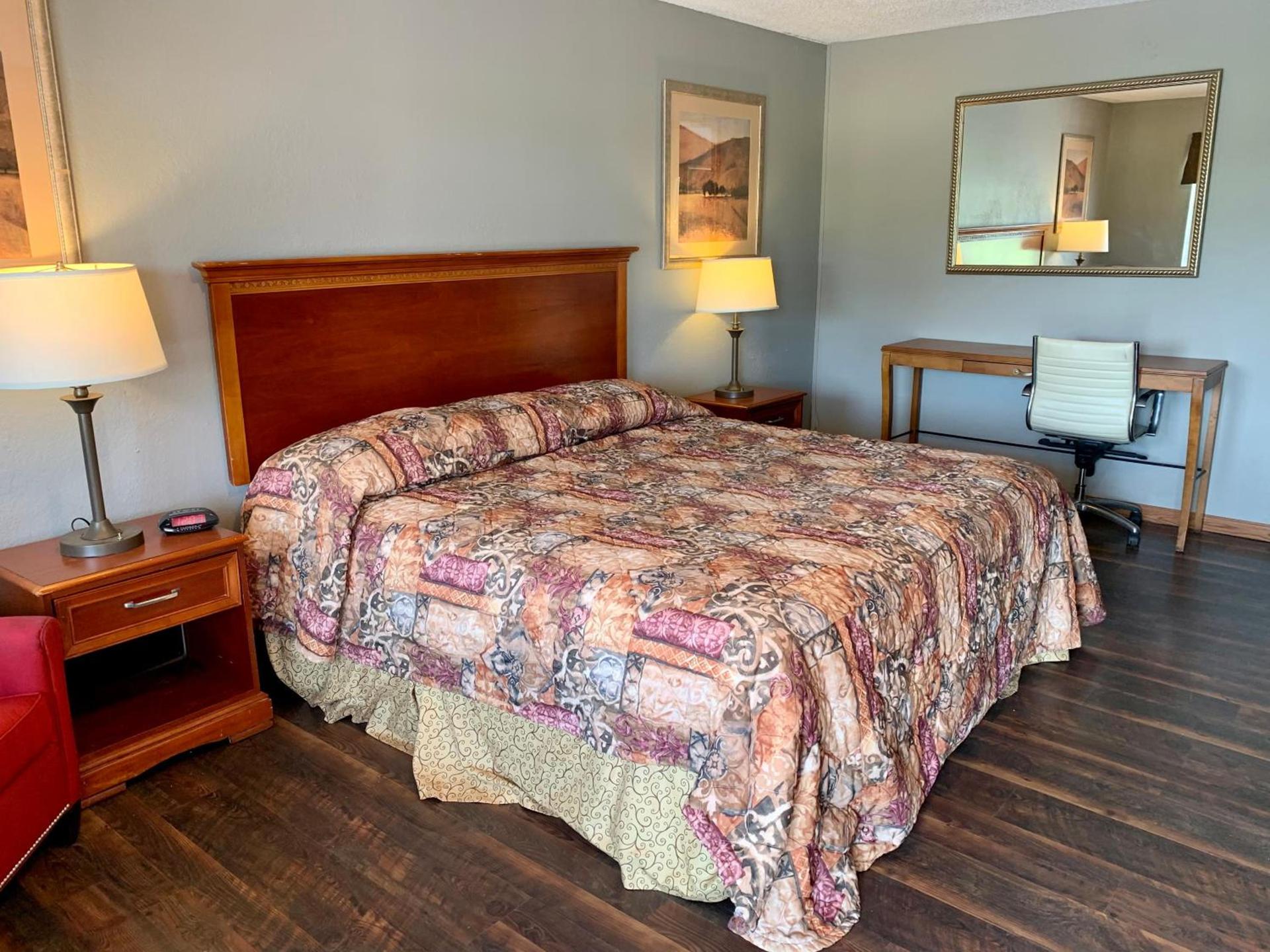 HiWay Inn Express Elk City Route 66 photo 6