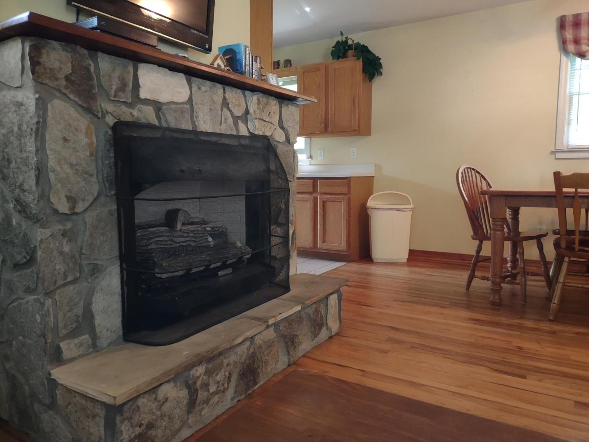 Cozy Creek Cottages photo 48