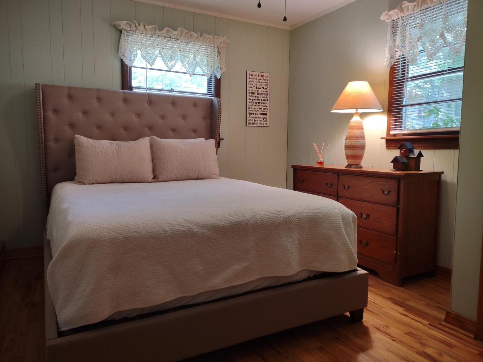 Cozy Creek Cottages photo 52