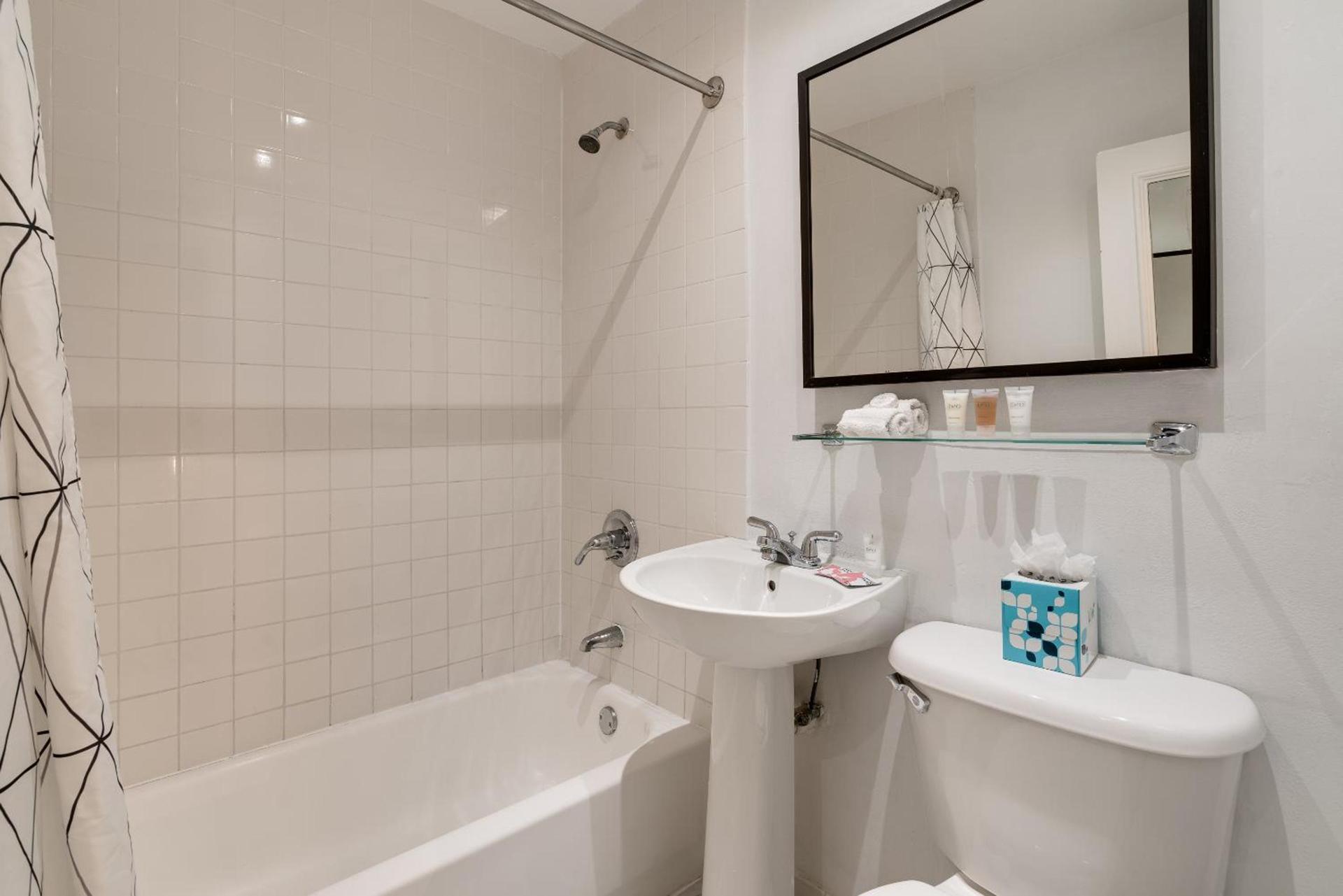 Crest Hotel Suites photo 17