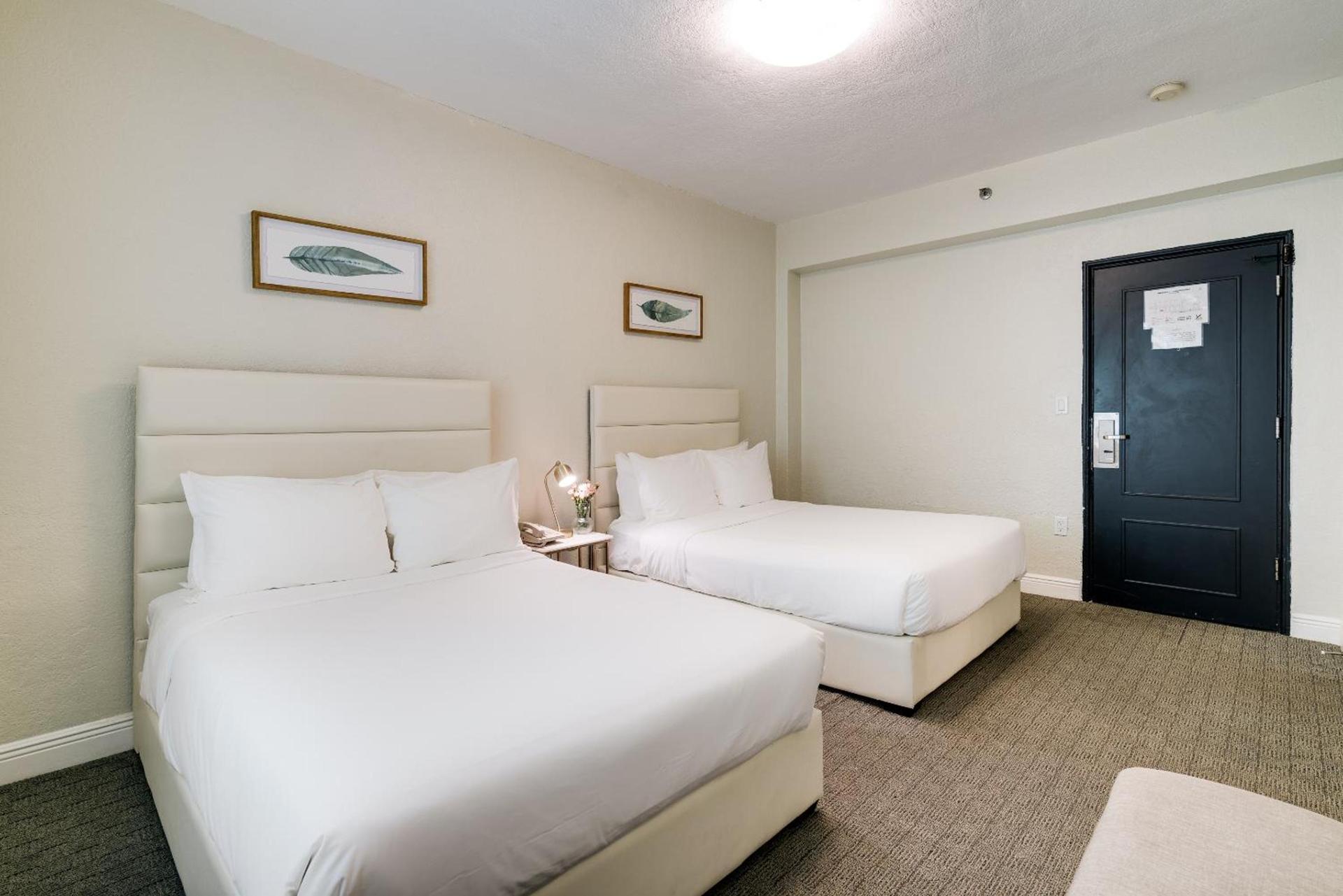 Crest Hotel Suites photo 15