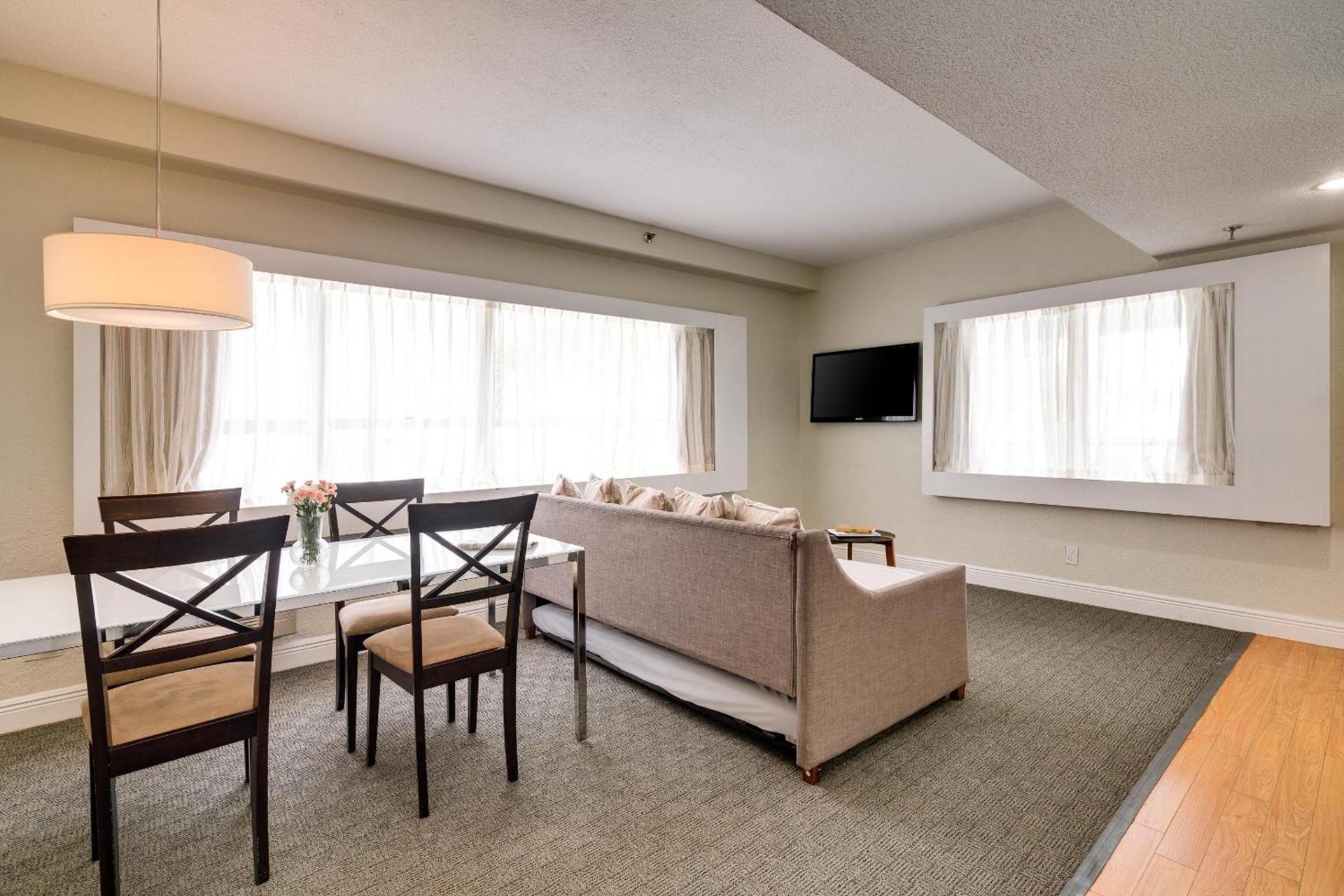 Crest Hotel Suites photo 32