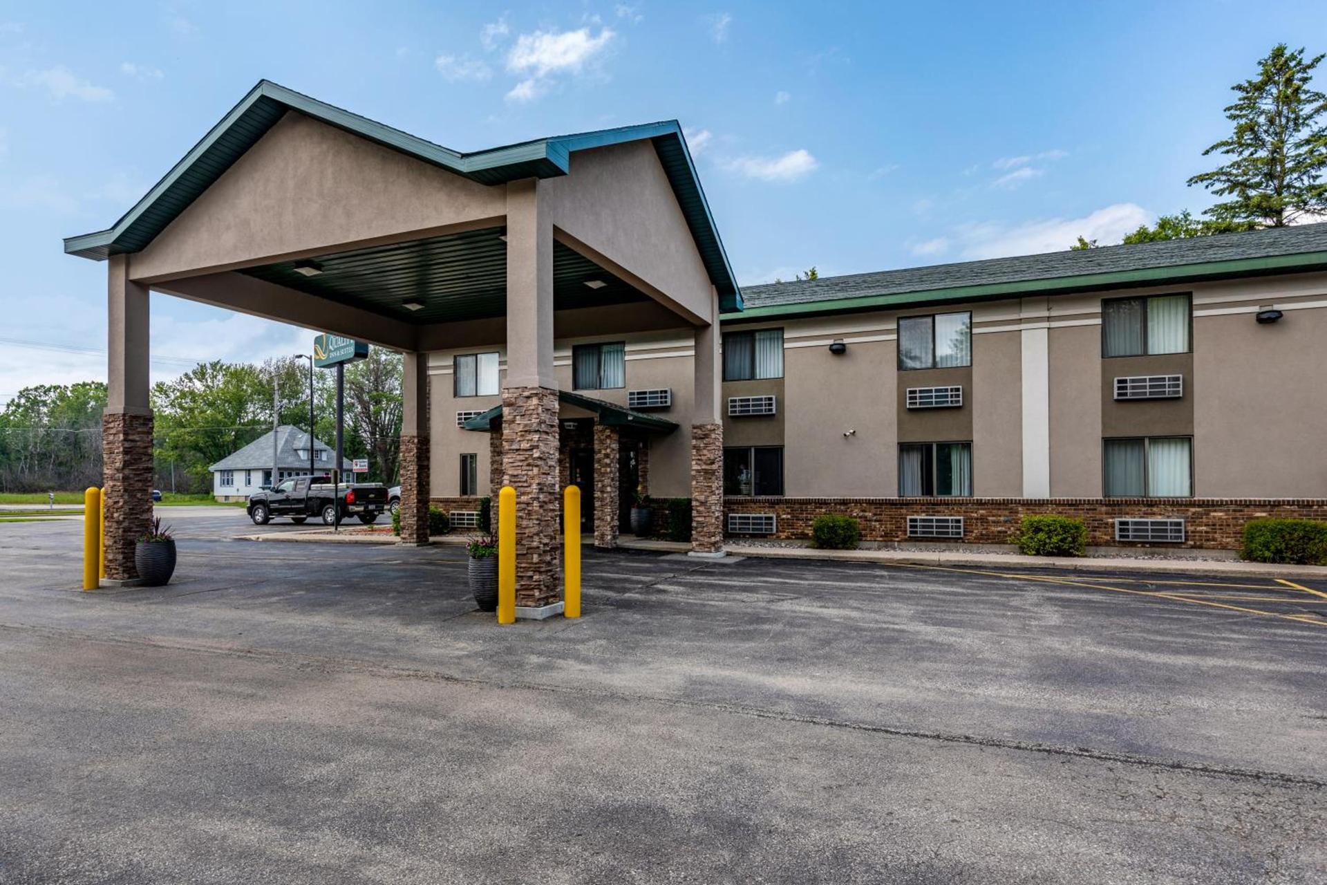 Quality Inn & Suites Marinette photo 50