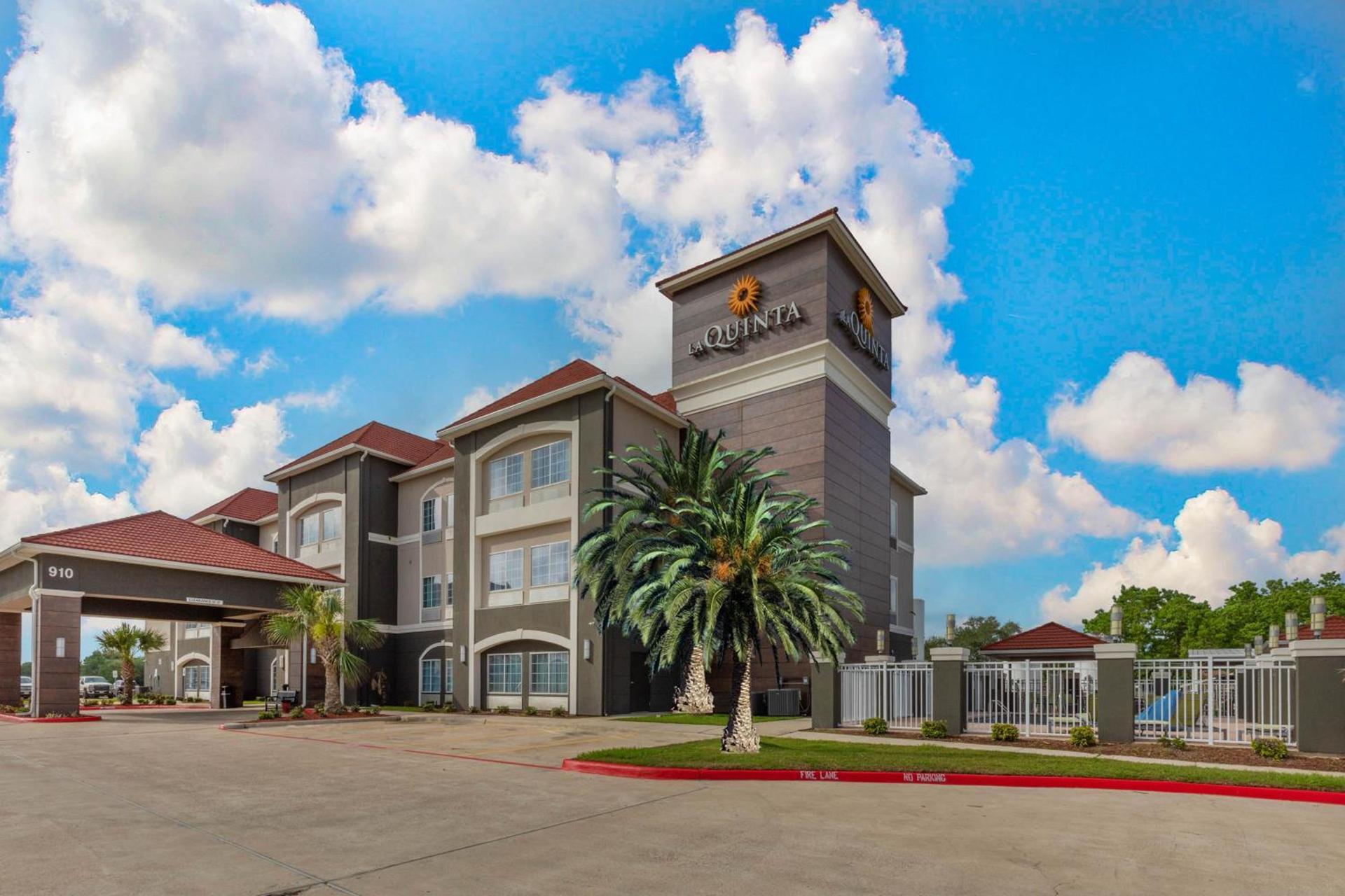 La Quinta by Wyndham Port Lavaca photo 35
