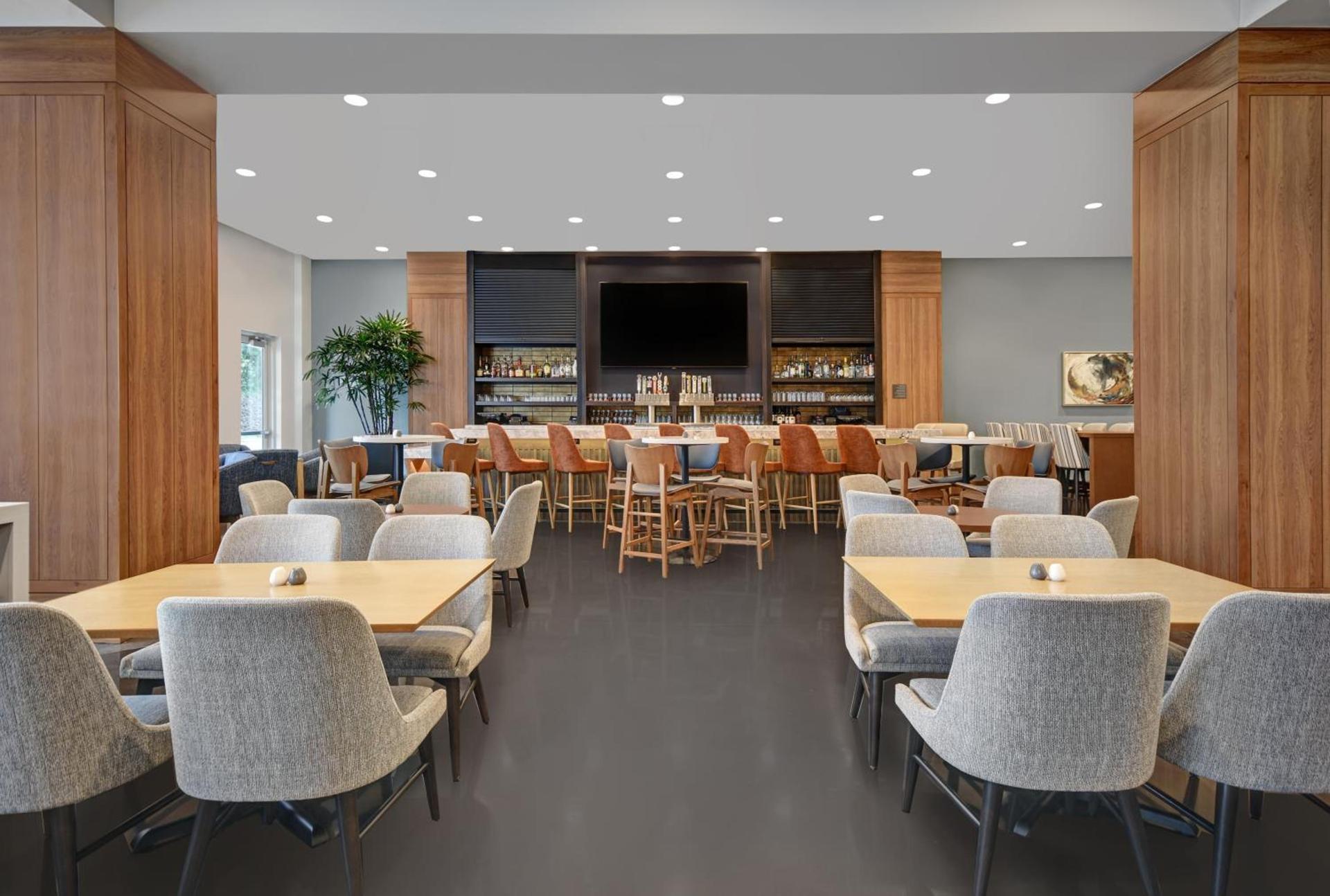 Staybridge Suites - Houston - Galleria Area by IHG photo 16
