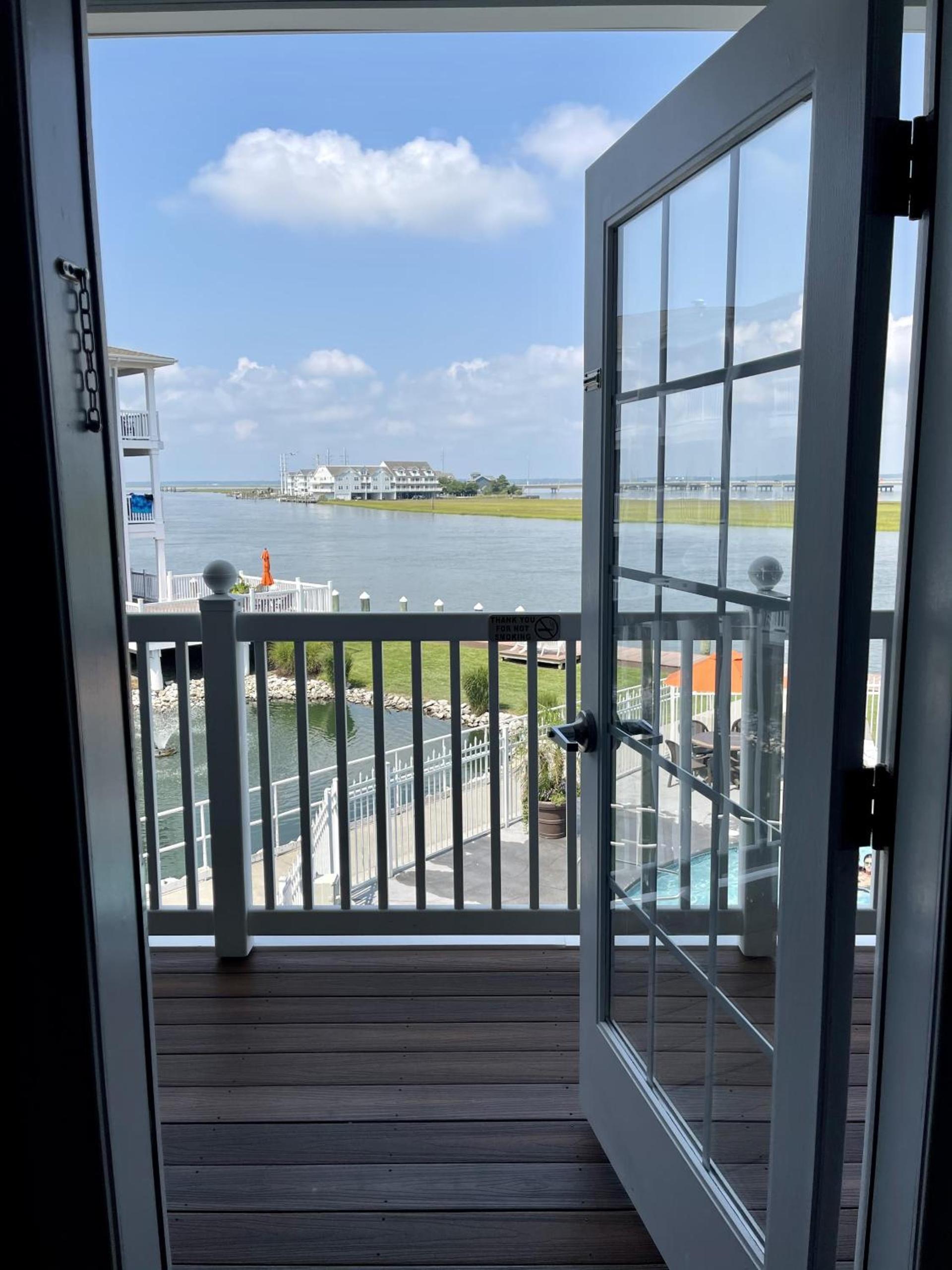 Comfort Suites Chincoteague Island Bayfront Resort photo 62