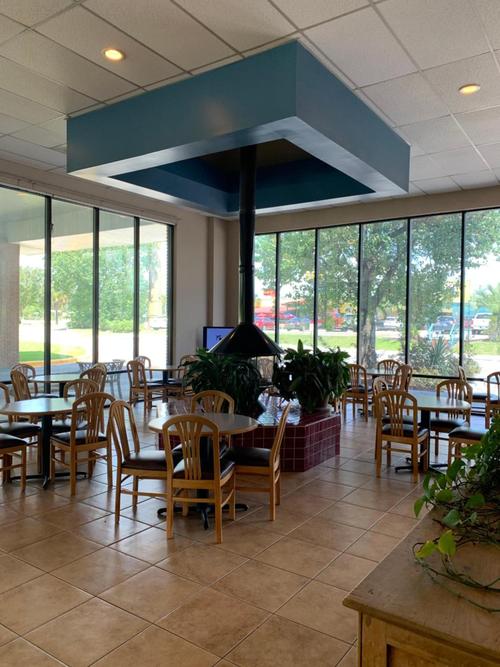 Days Inn by Wyndham St George photo 34