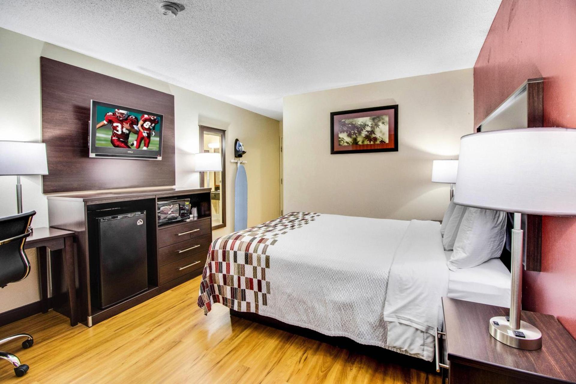 Red Roof Inn Franklin, KY photo 25