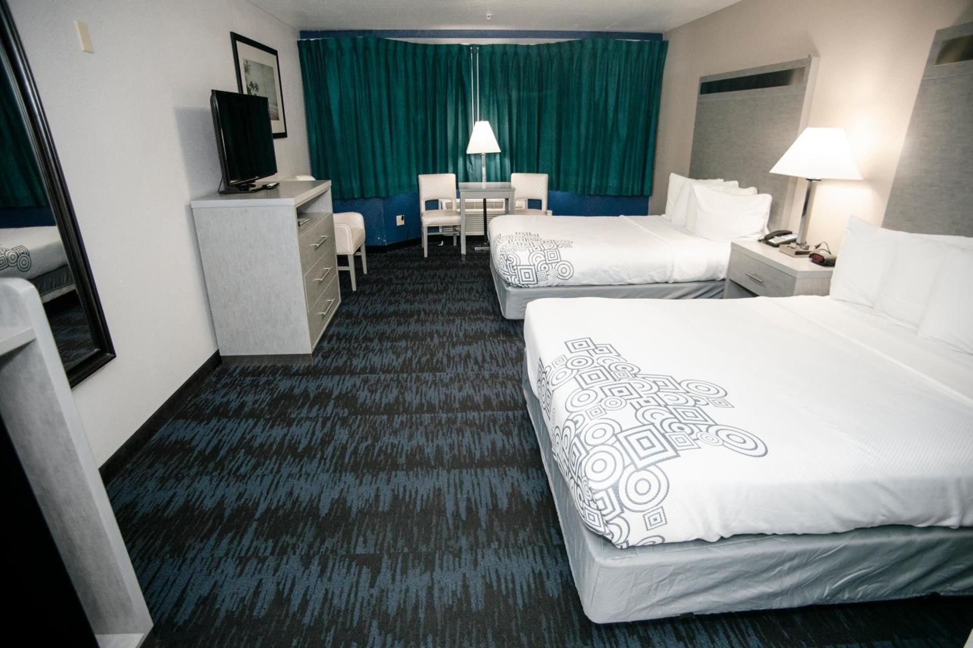 Anchor Beach Inn photo 25