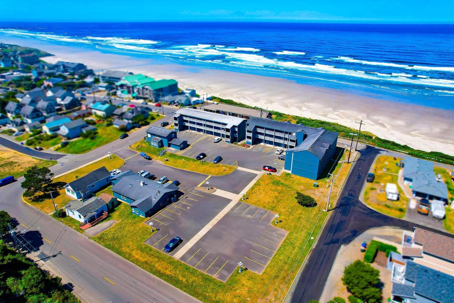 Waves Hotel NYE Beach - Newport OR photo 65