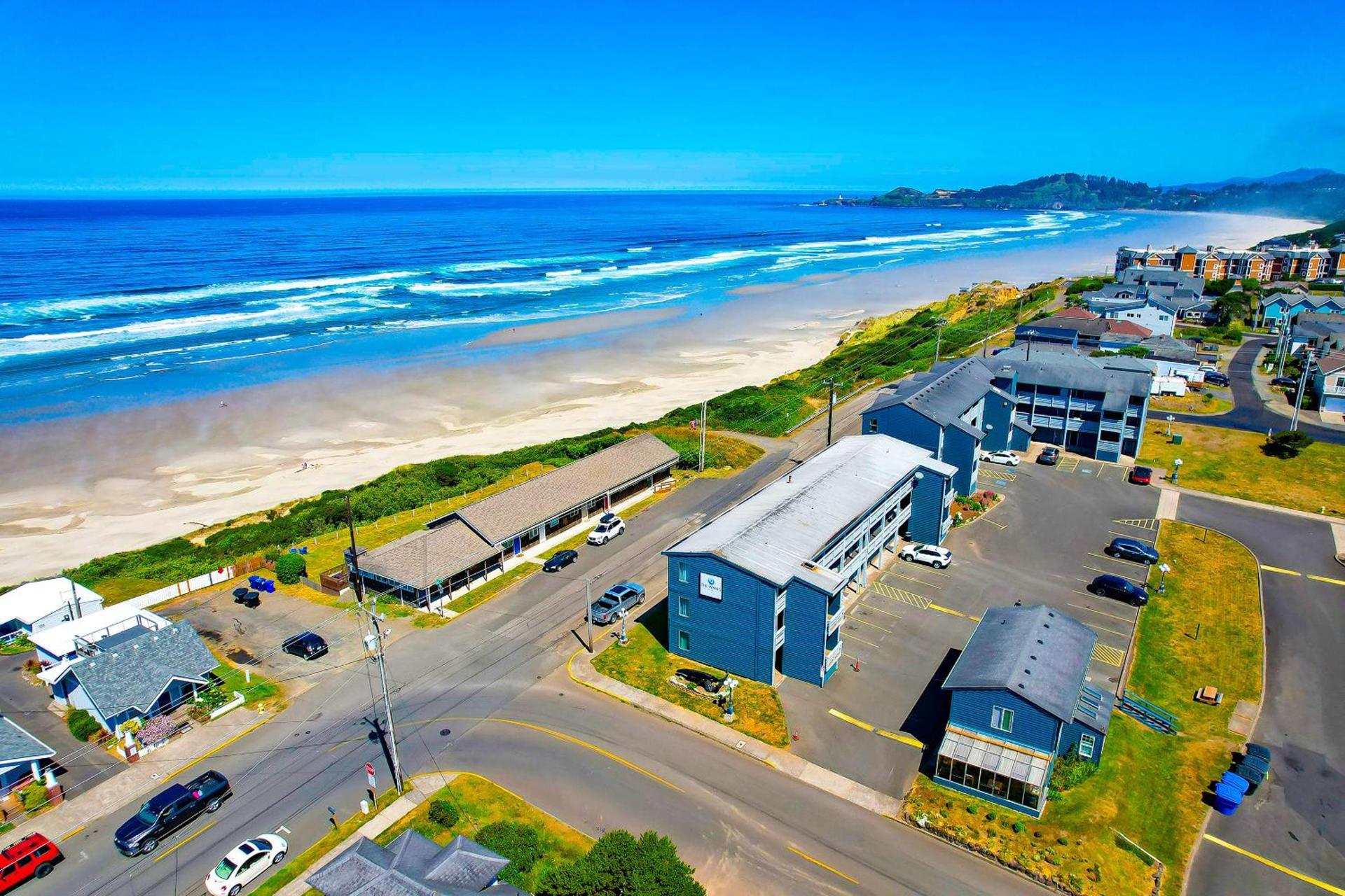 Waves Hotel NYE Beach - Newport OR photo 18