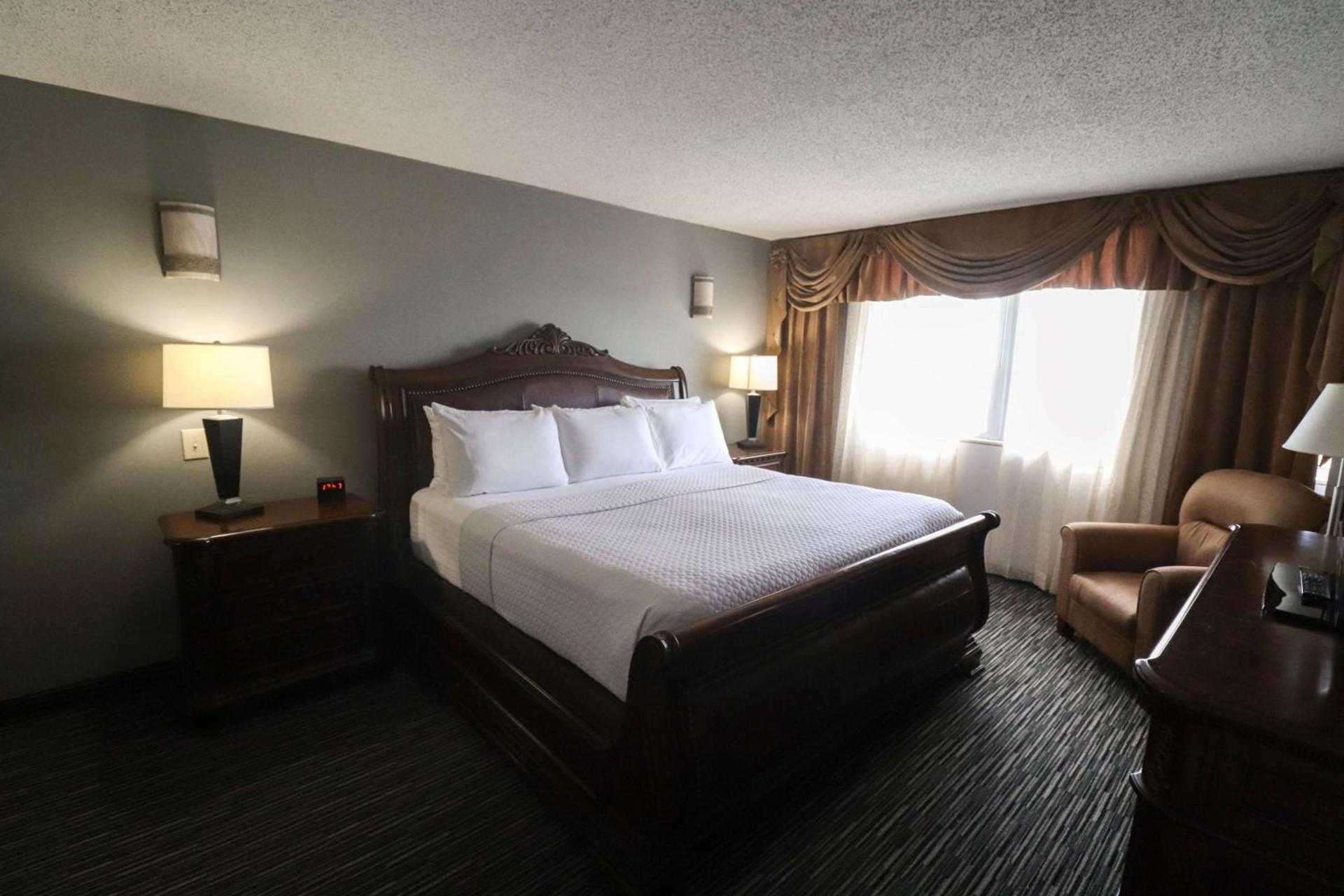 Wyndham Houston near NRG Park - Medical Center photo 18