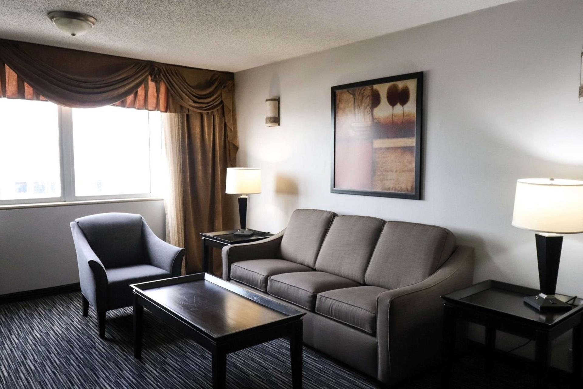 Wyndham Houston near NRG Park - Medical Center photo 88